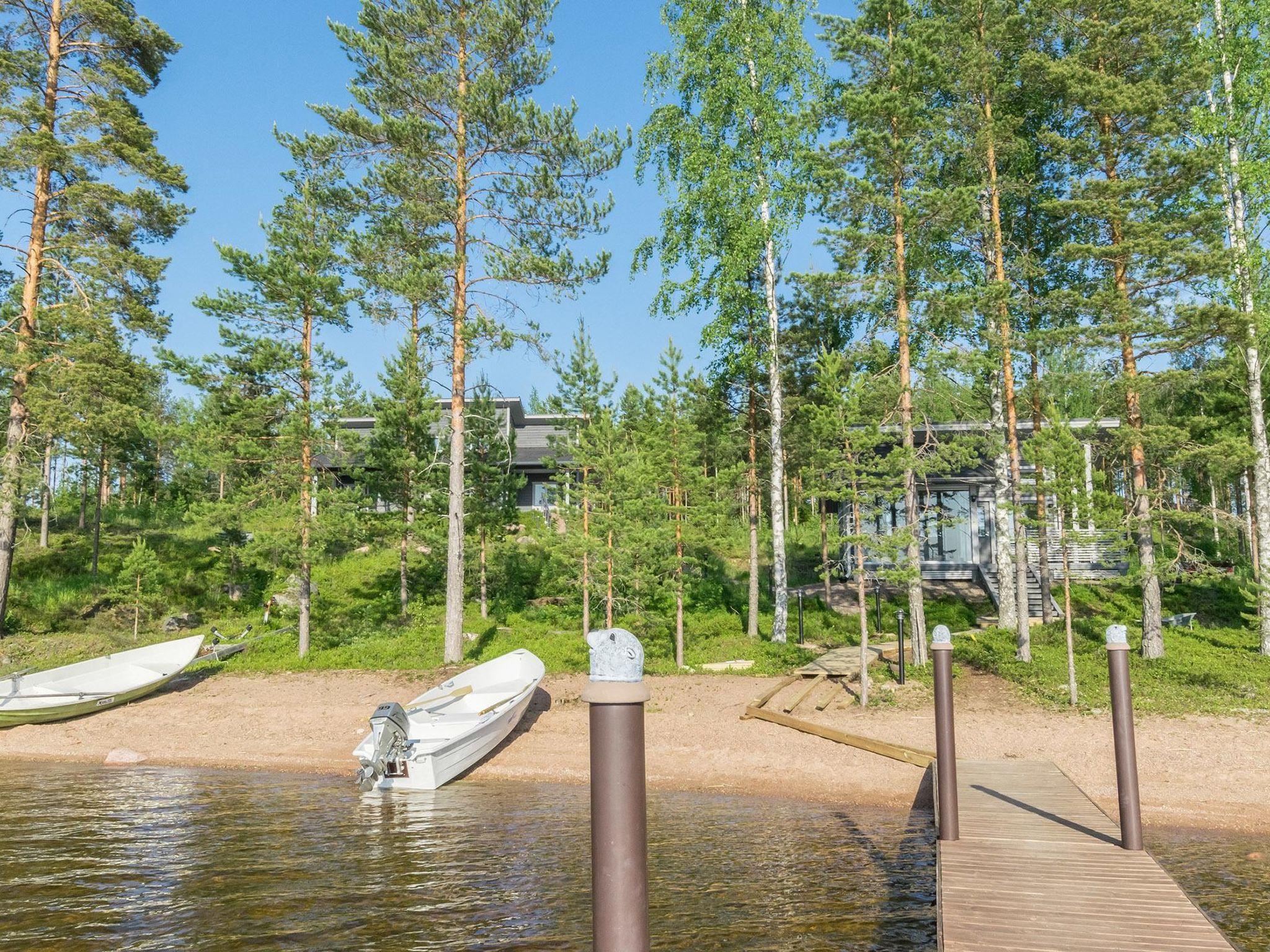 Foto 9 - Casa con 4 camere da letto a Kouvola con sauna e vasca idromassaggio