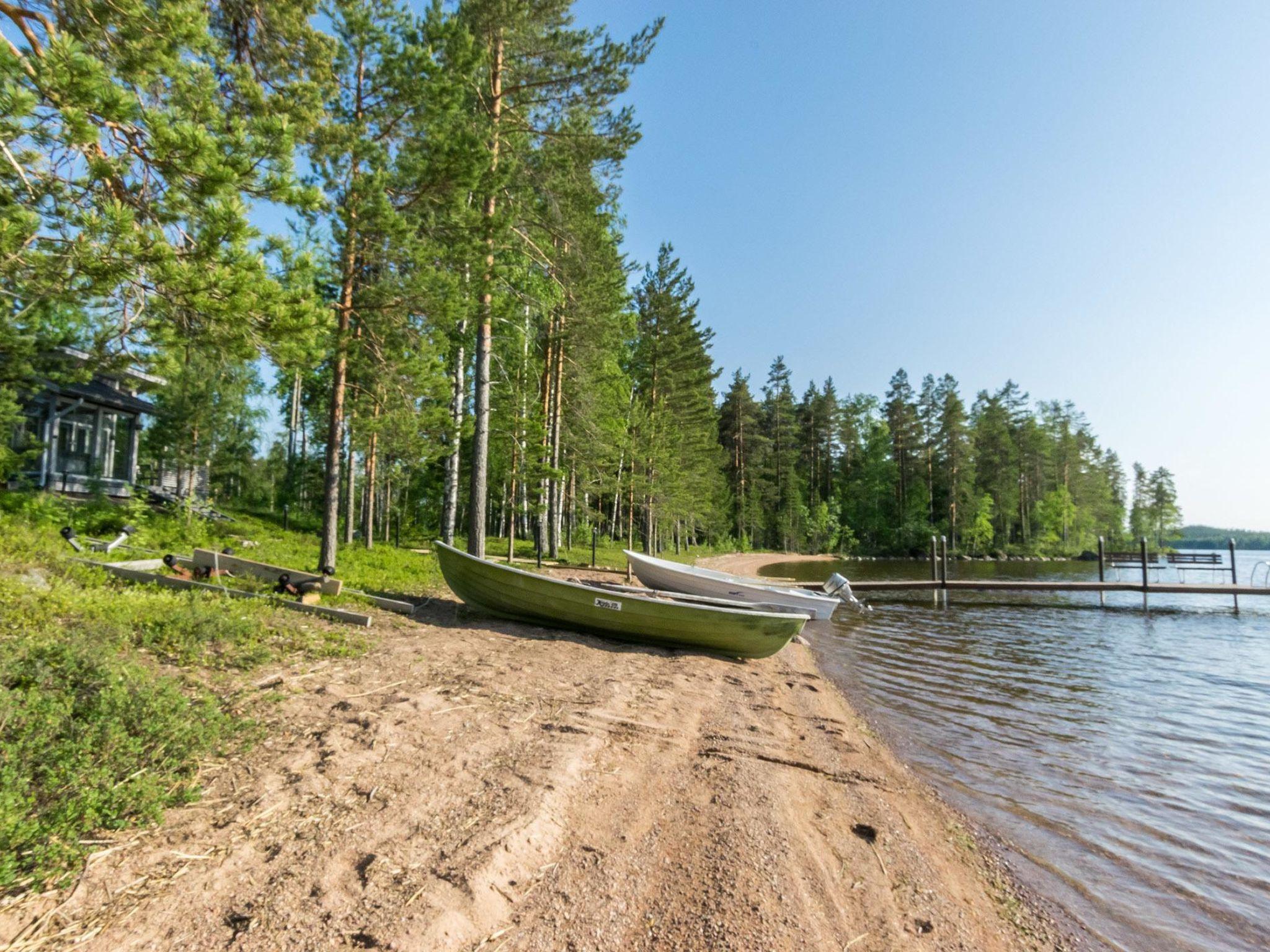 Foto 7 - Casa con 4 camere da letto a Kouvola con sauna e vasca idromassaggio