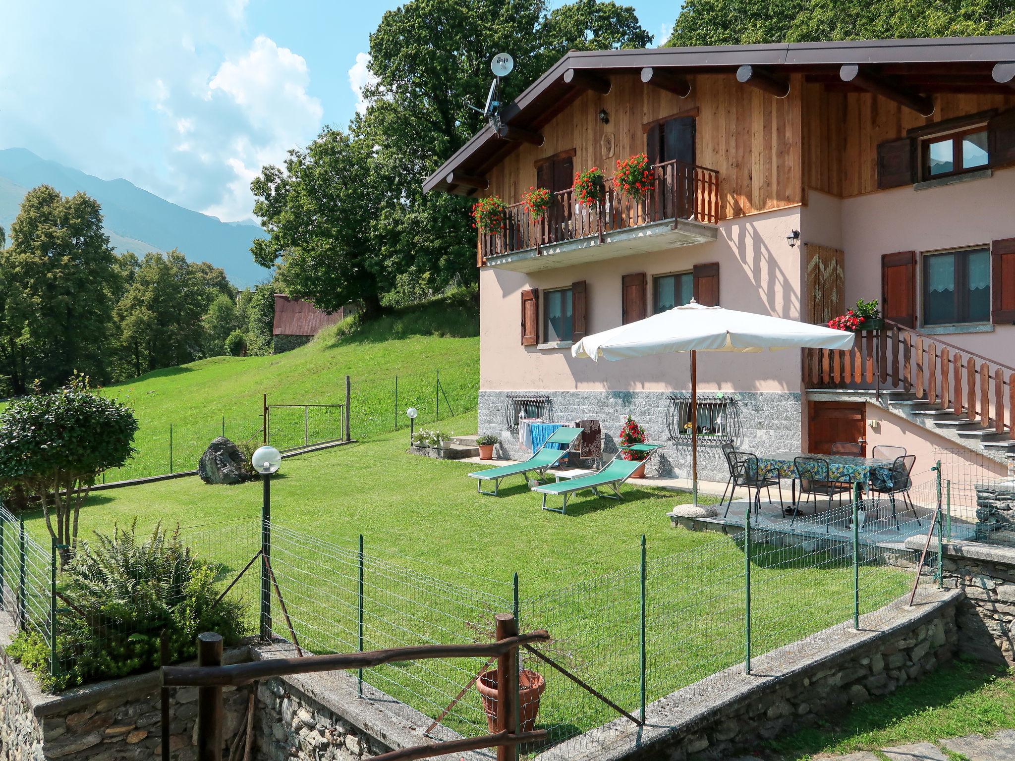 Photo 21 - Maison de 3 chambres à Garzeno avec jardin et vues sur la montagne