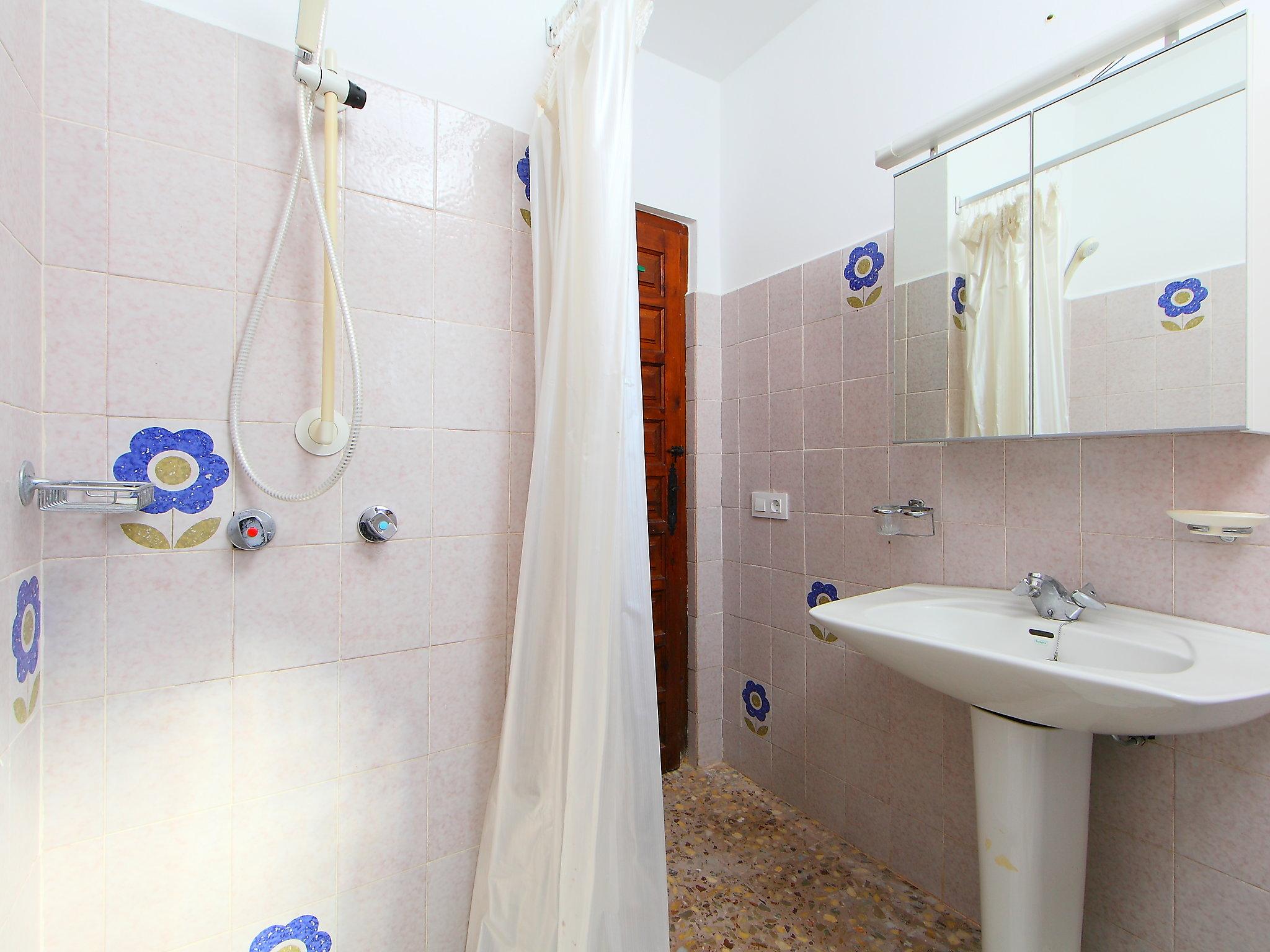 Photo 9 - 4 bedroom House in Benissa with private pool and garden