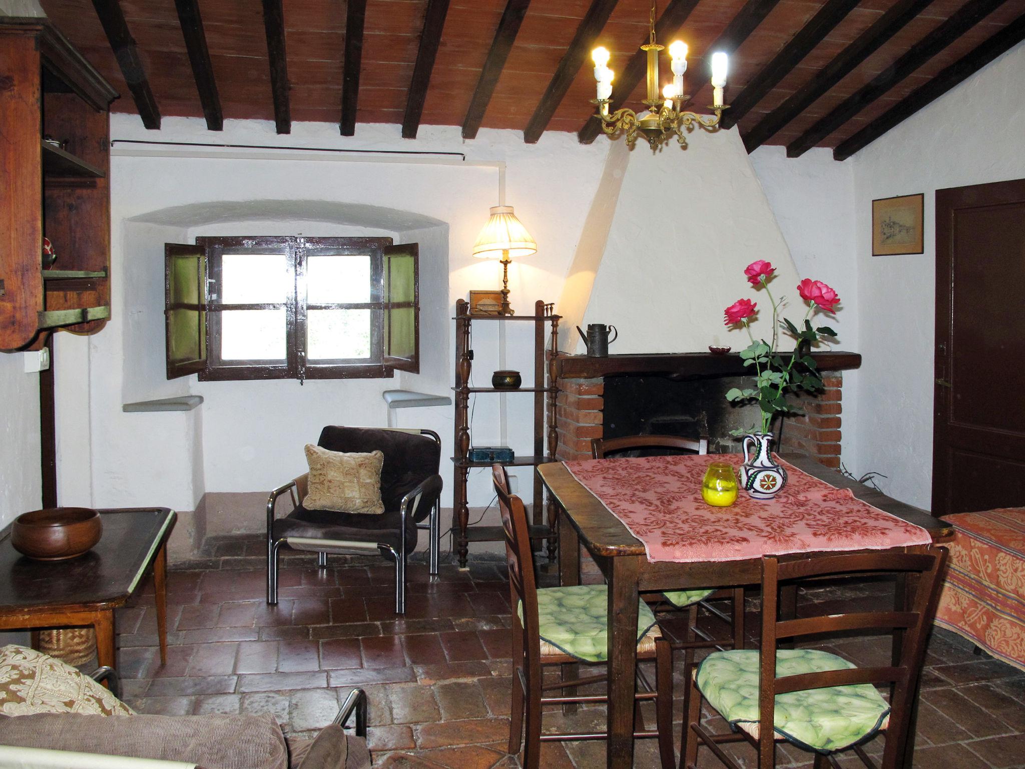 Photo 7 - 1 bedroom Apartment in Castelfranco Piandiscò with swimming pool and garden