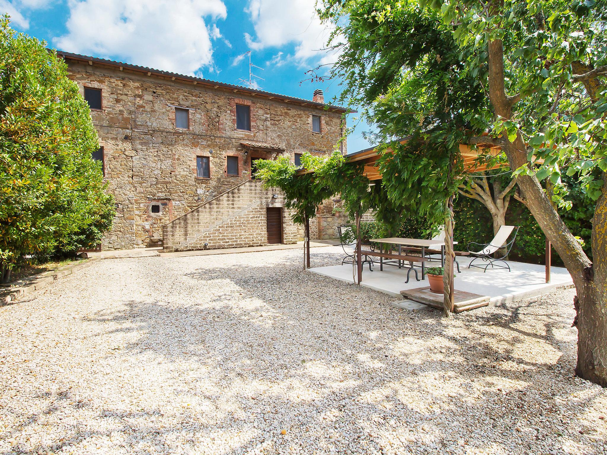 Foto 1 - Casa con 3 camere da letto a Cinigiano con piscina e giardino