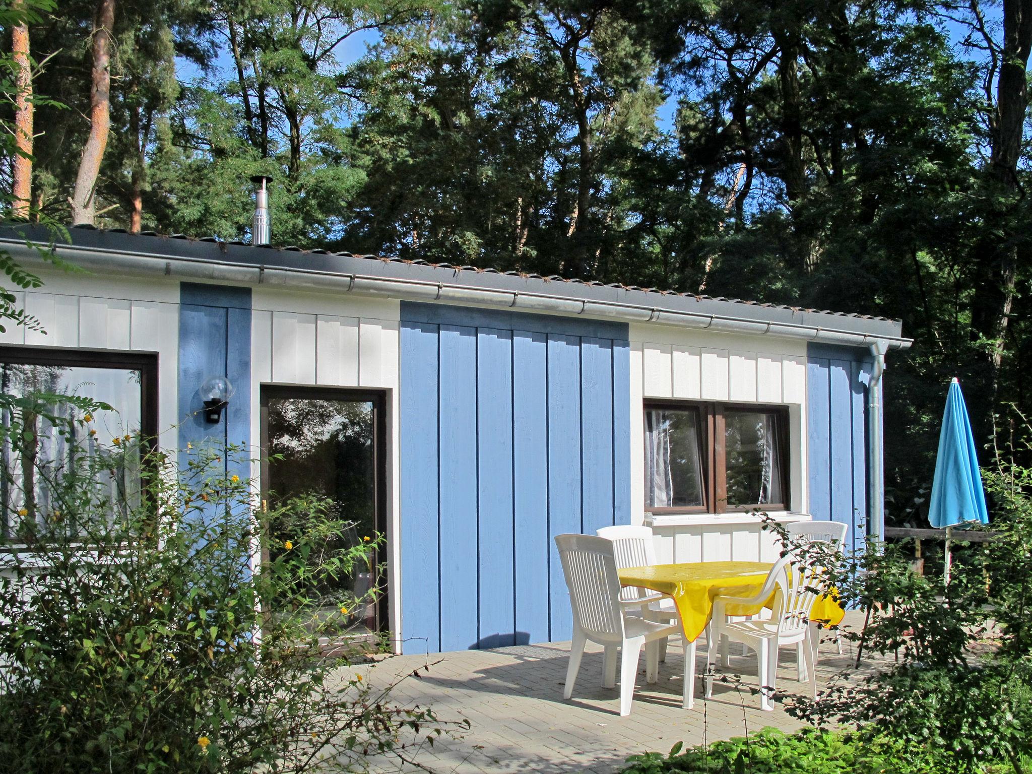 Foto 6 - Haus mit 1 Schlafzimmer in Fürstenberg/Havel mit garten und blick auf die berge