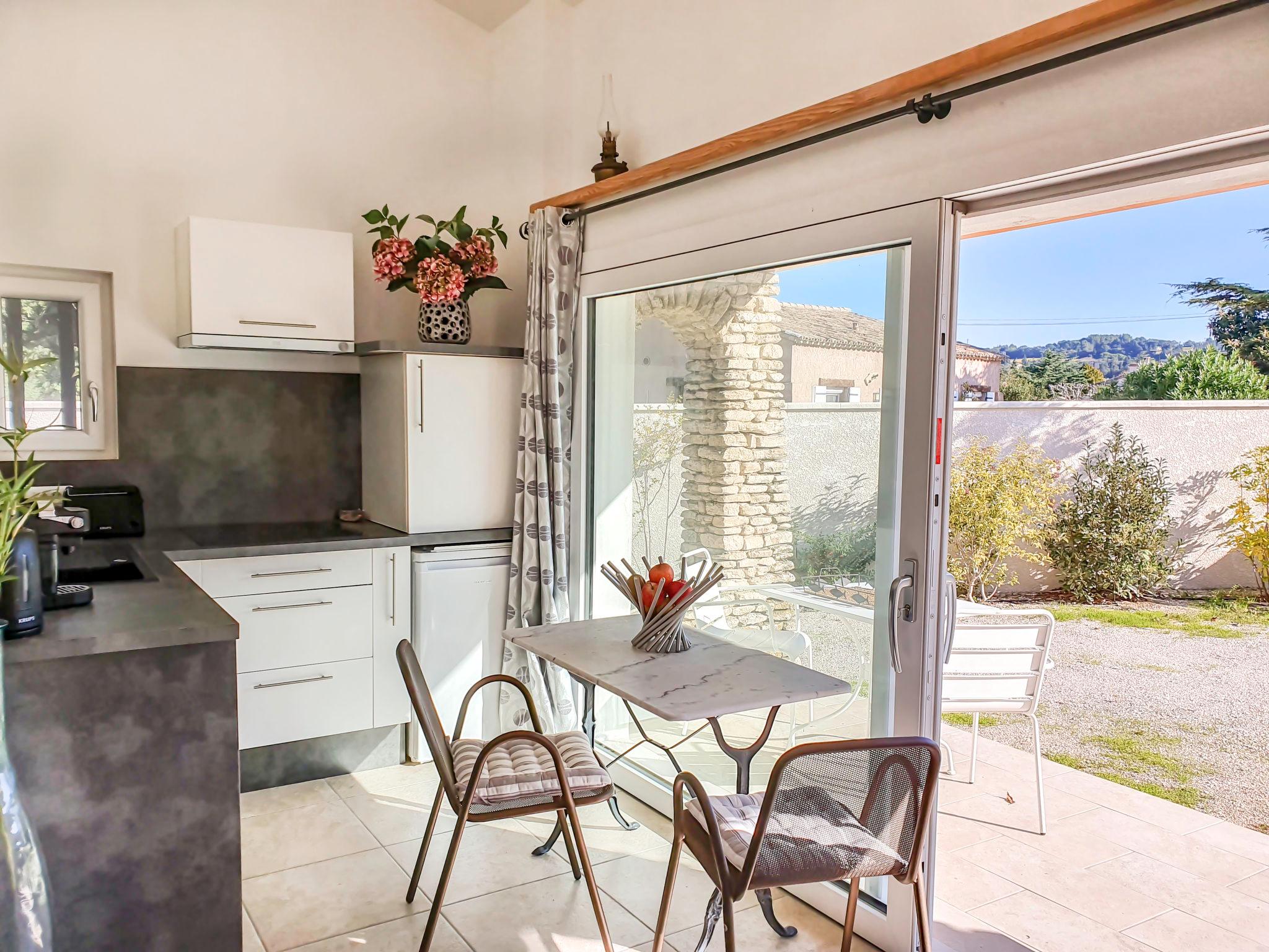 Photo 29 - Maison de 2 chambres à Morières-lès-Avignon avec piscine privée et jardin