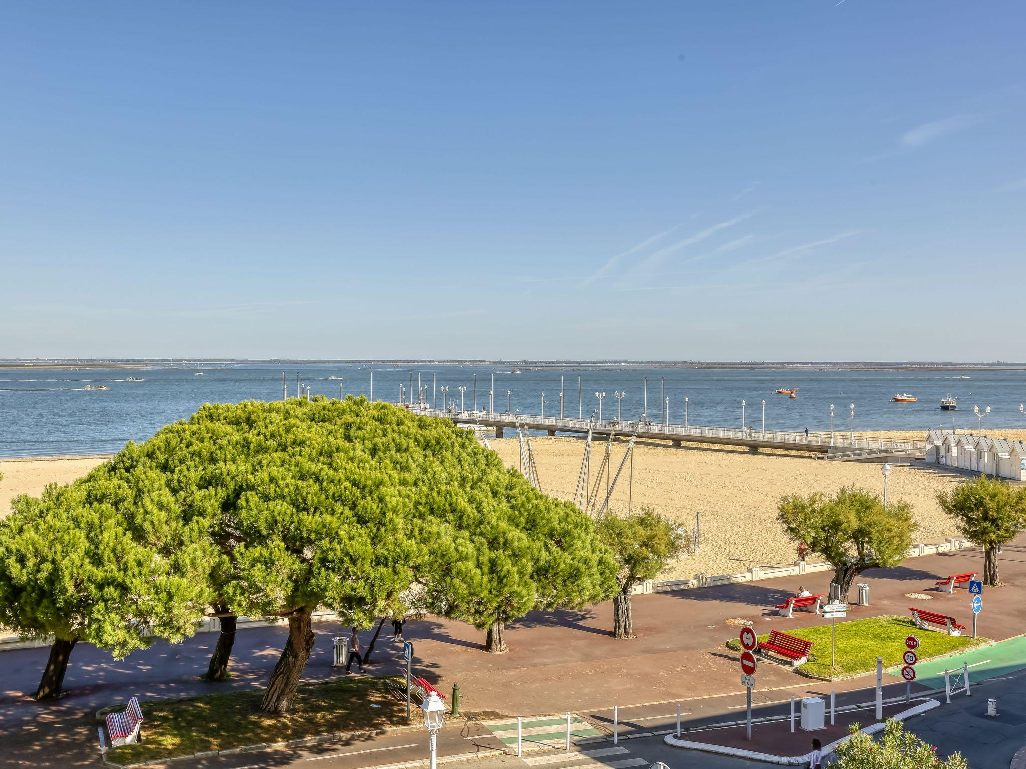 Photo 3 - 1 bedroom Apartment in Arcachon with sea view