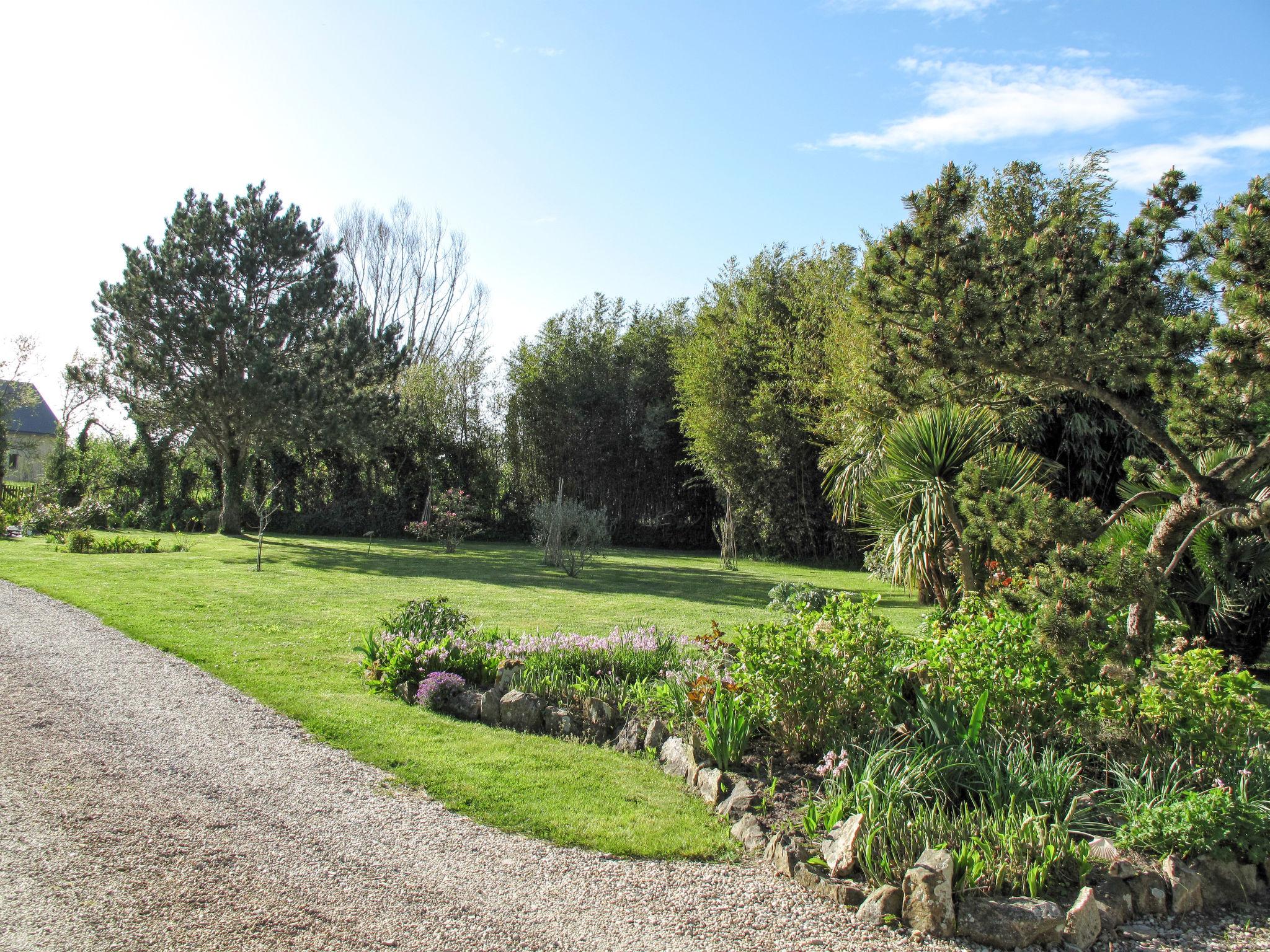 Photo 8 - 4 bedroom House in Port-Bail-sur-Mer with garden and sea view