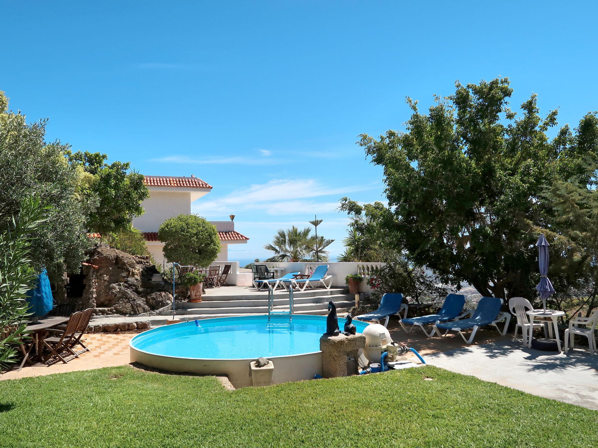 Foto 1 - Apartamento de 1 habitación en Candelaria con piscina y vistas al mar