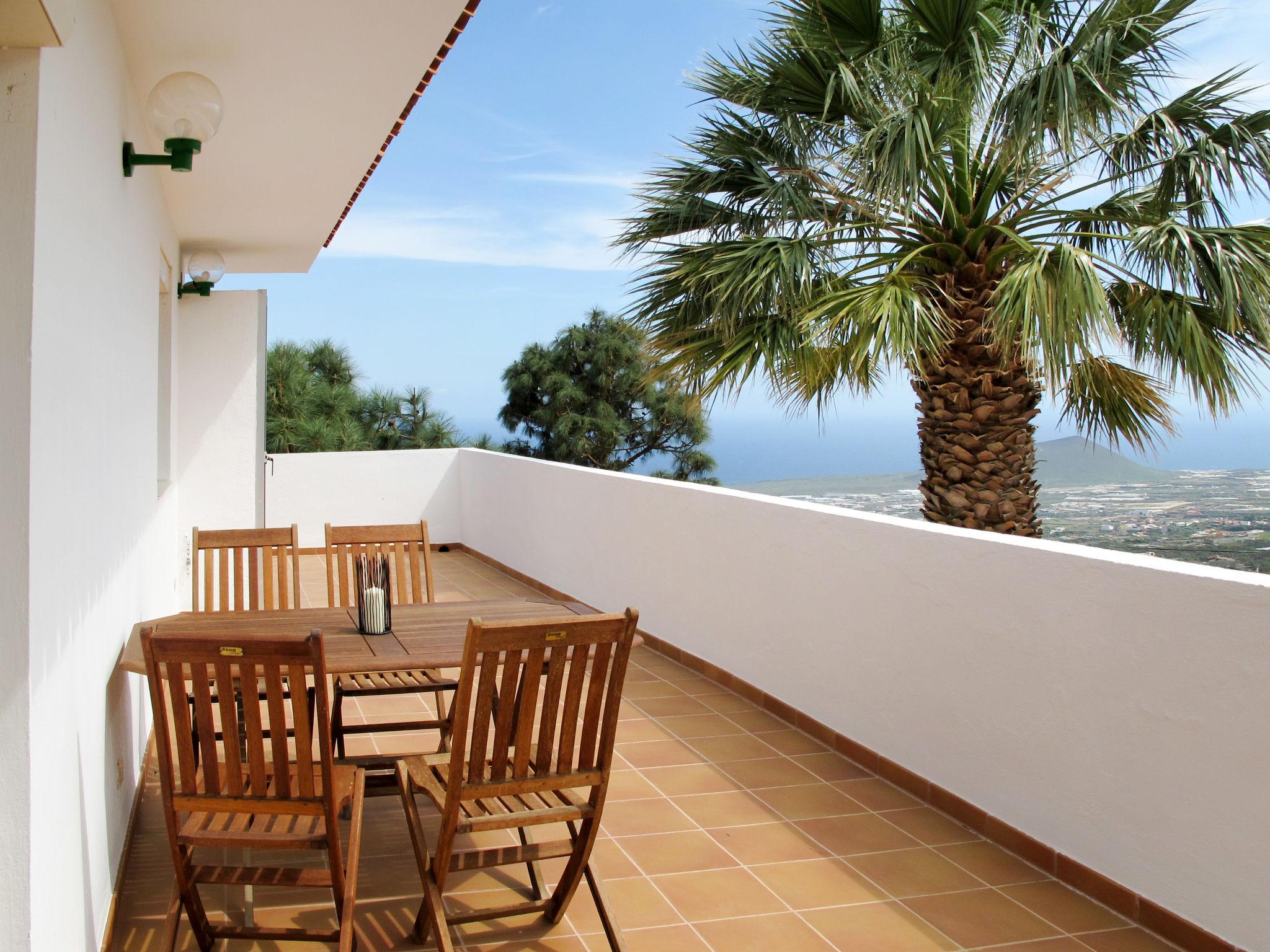 Foto 32 - Casa de 5 quartos em Candelaria com piscina privada e vistas do mar