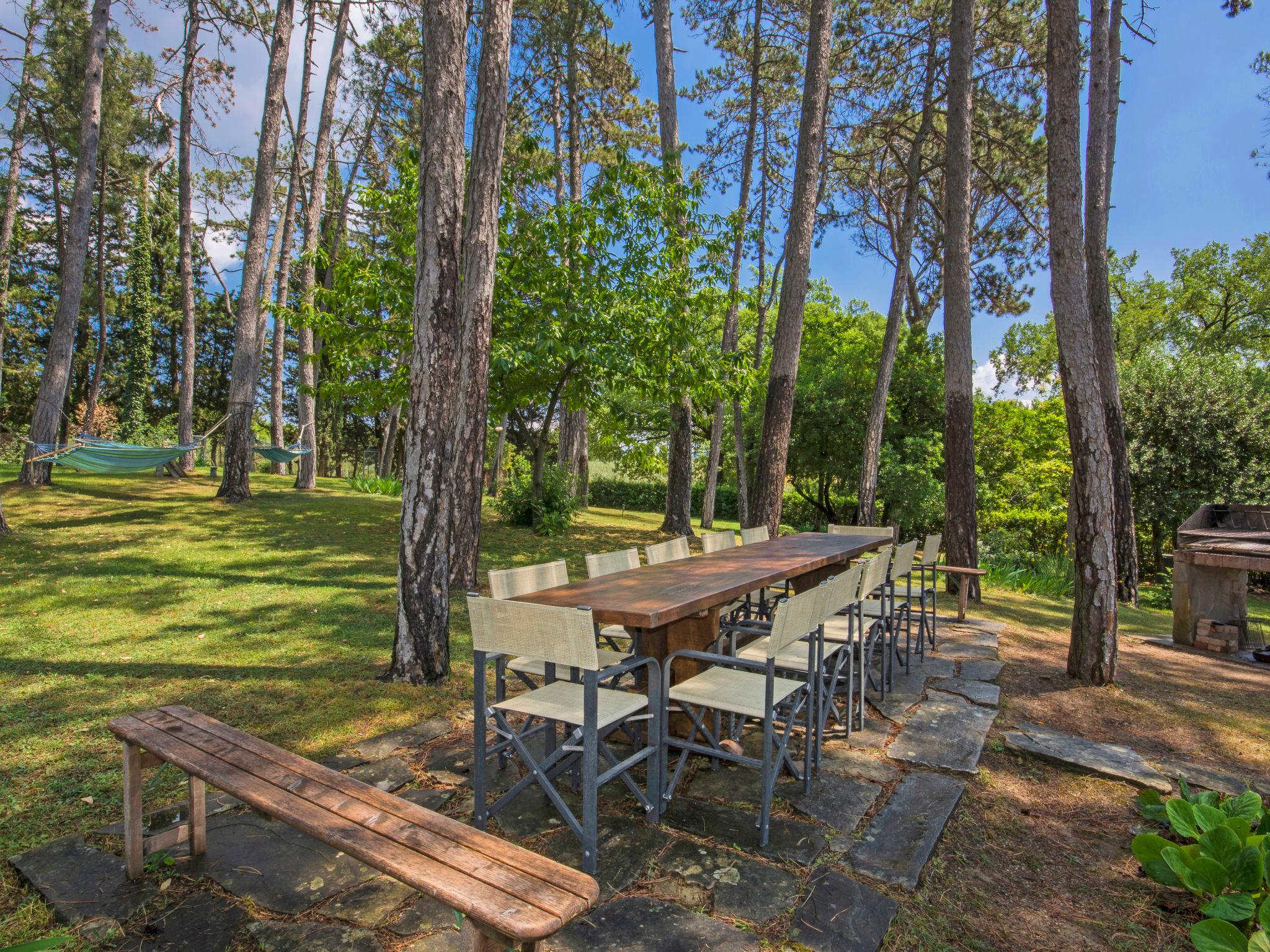 Foto 35 - Casa de 7 quartos em Arezzo com piscina privada e jardim