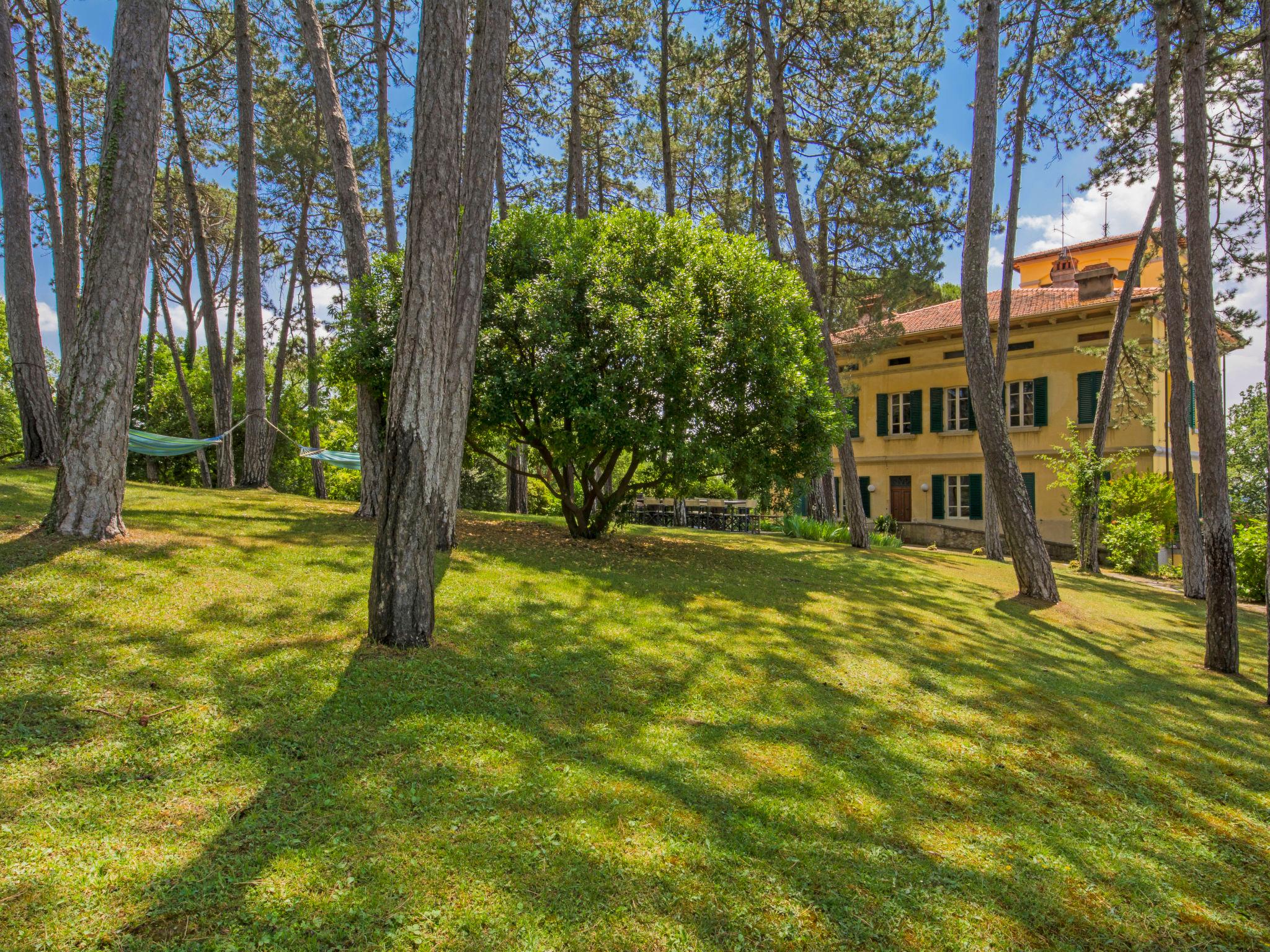 Foto 29 - Casa de 7 habitaciones en Arezzo con piscina privada y jardín