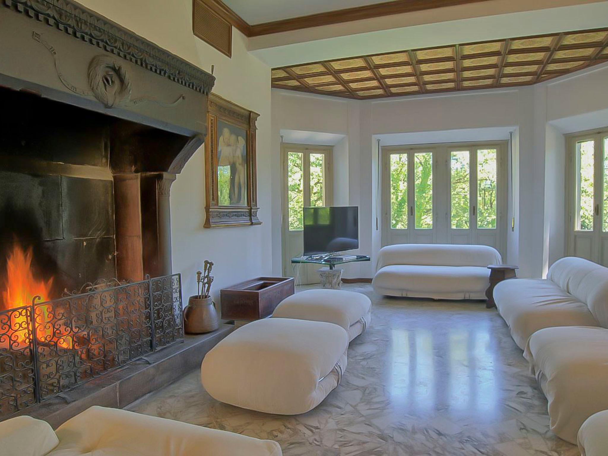 Photo 4 - 7 bedroom House in Arezzo with private pool and garden