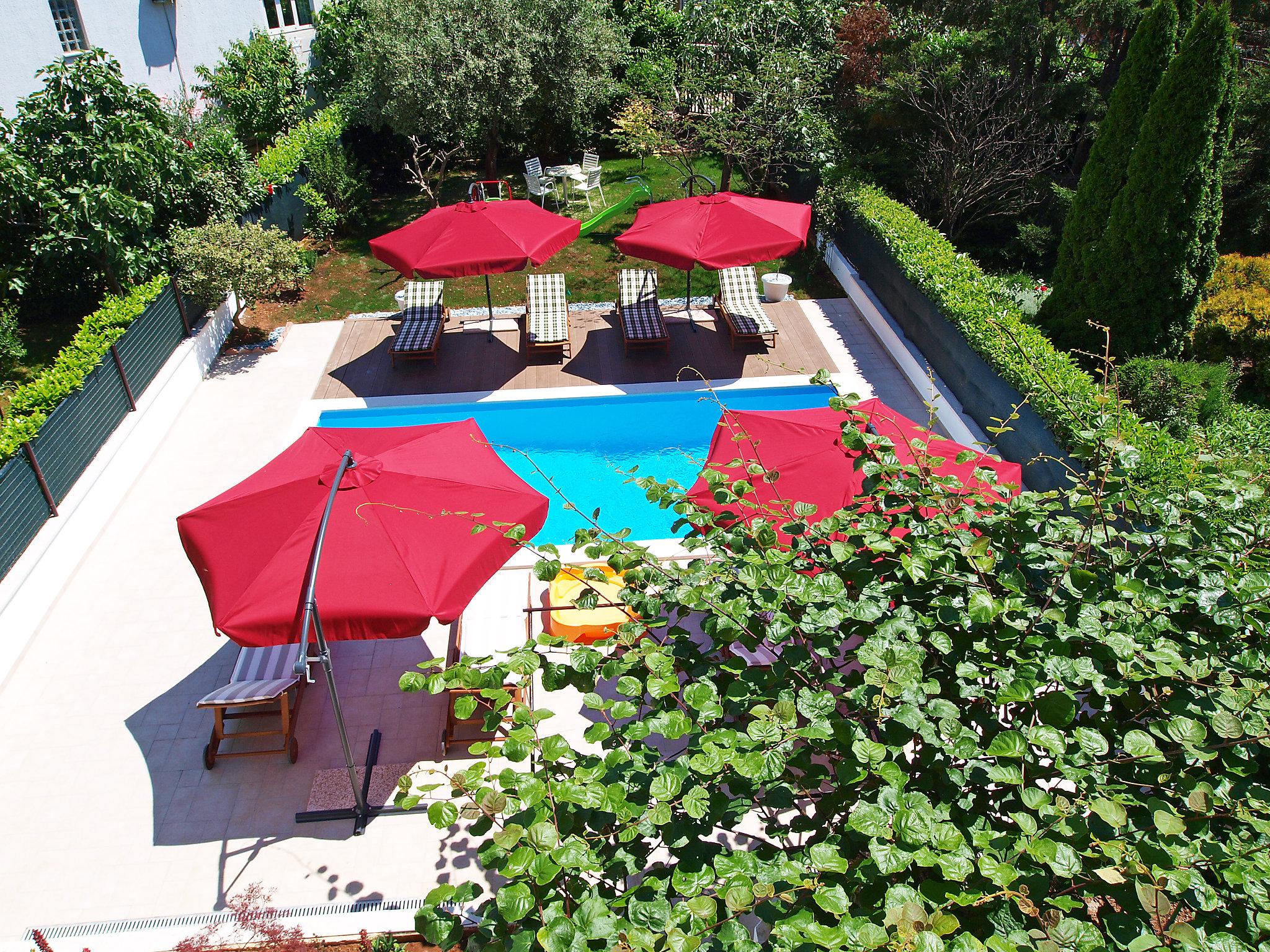 Photo 23 - Maison de 6 chambres à Pula avec piscine privée et vues à la mer