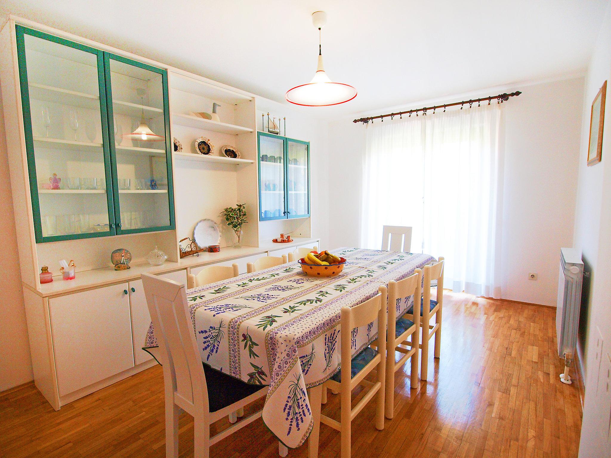 Photo 4 - 4 bedroom House in Pula with private pool and sea view