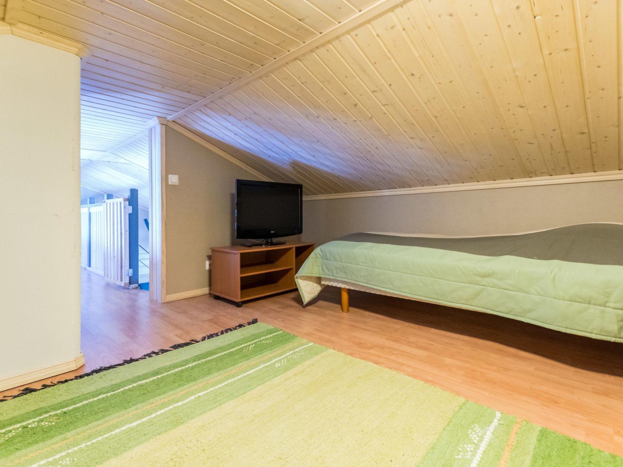 Photo 21 - 2 bedroom House in Kuusamo with sauna and mountain view