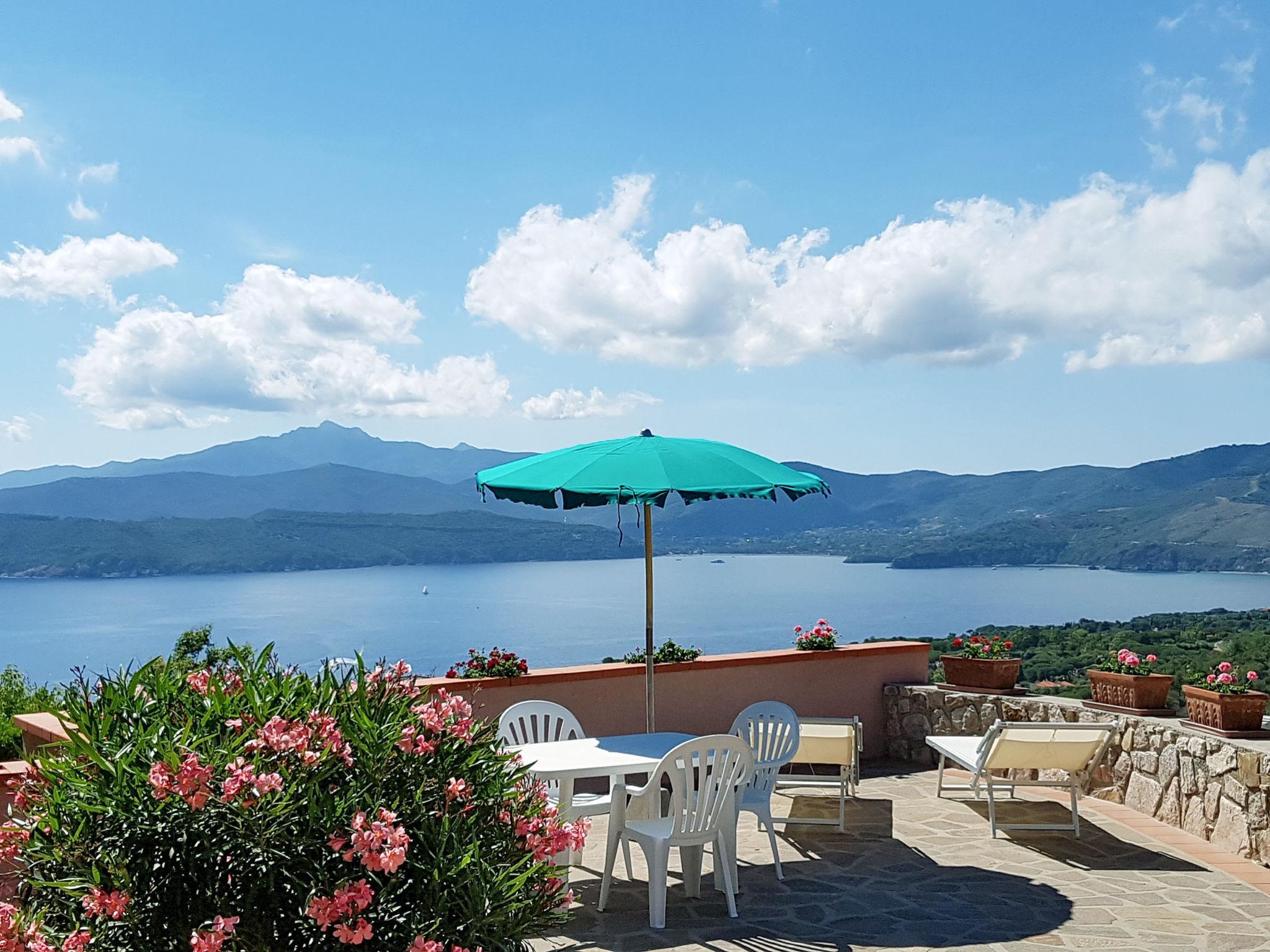 Photo 12 - Appartement de 2 chambres à Capoliveri avec terrasse et vues à la mer