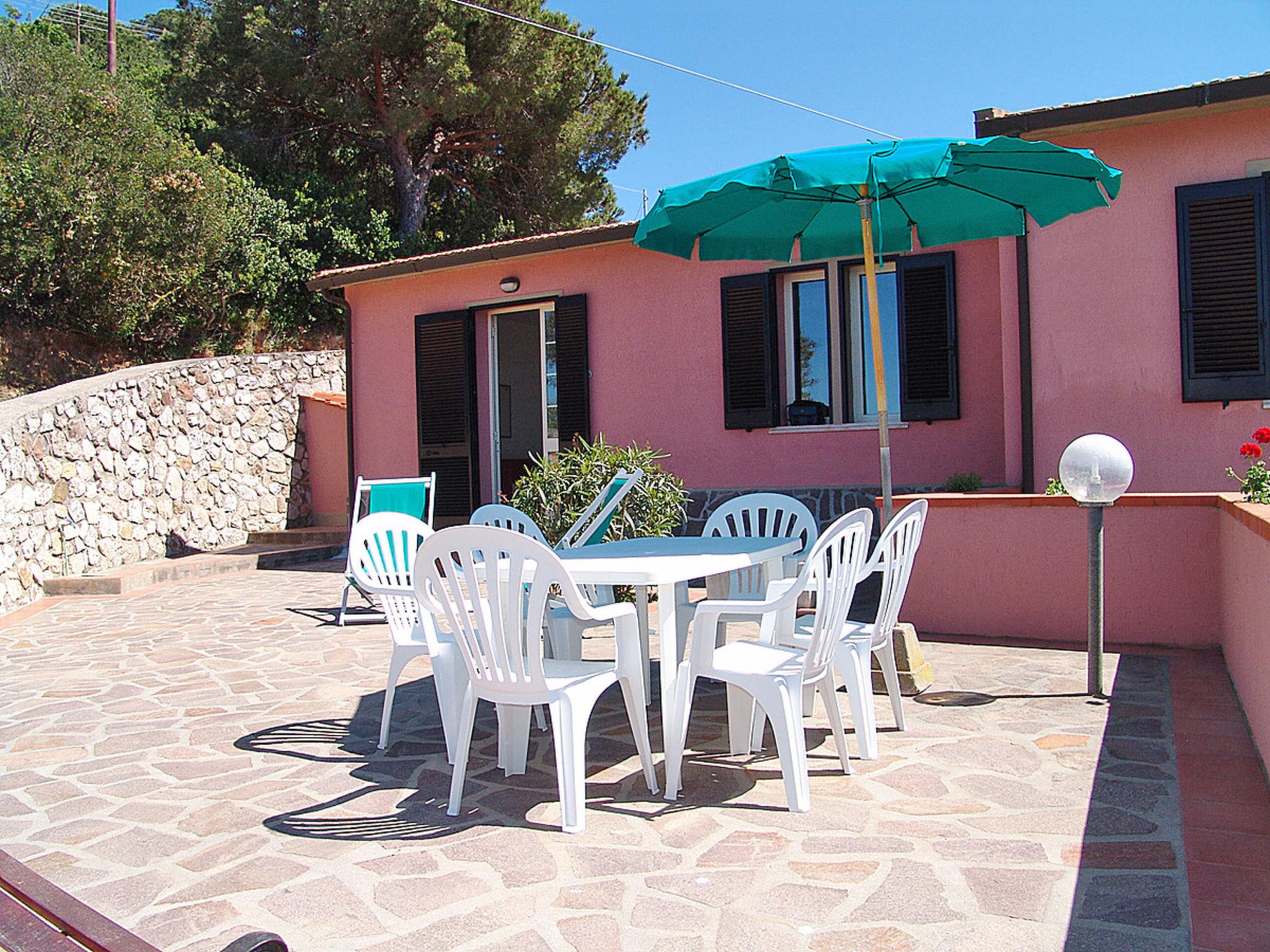 Photo 3 - Appartement de 2 chambres à Capoliveri avec jardin et terrasse