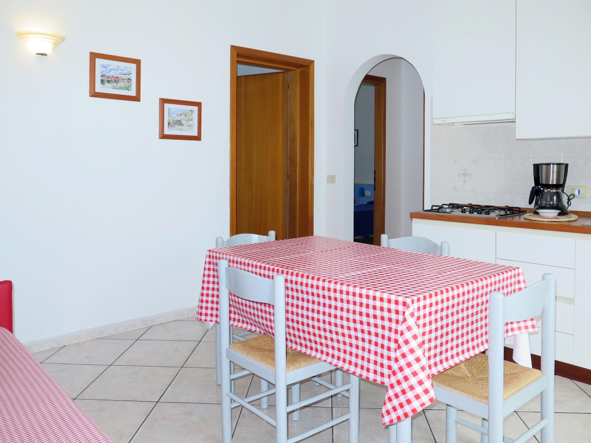 Photo 7 - 2 bedroom Apartment in Capoliveri with garden and terrace