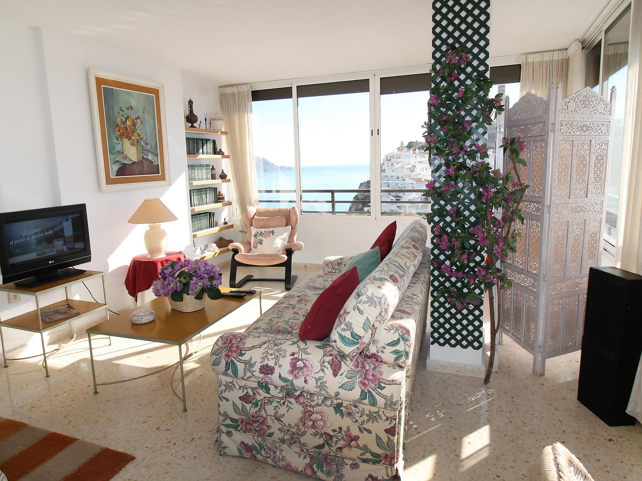 Foto 6 - Apartamento de 1 quarto em Benidorm com piscina e vistas do mar