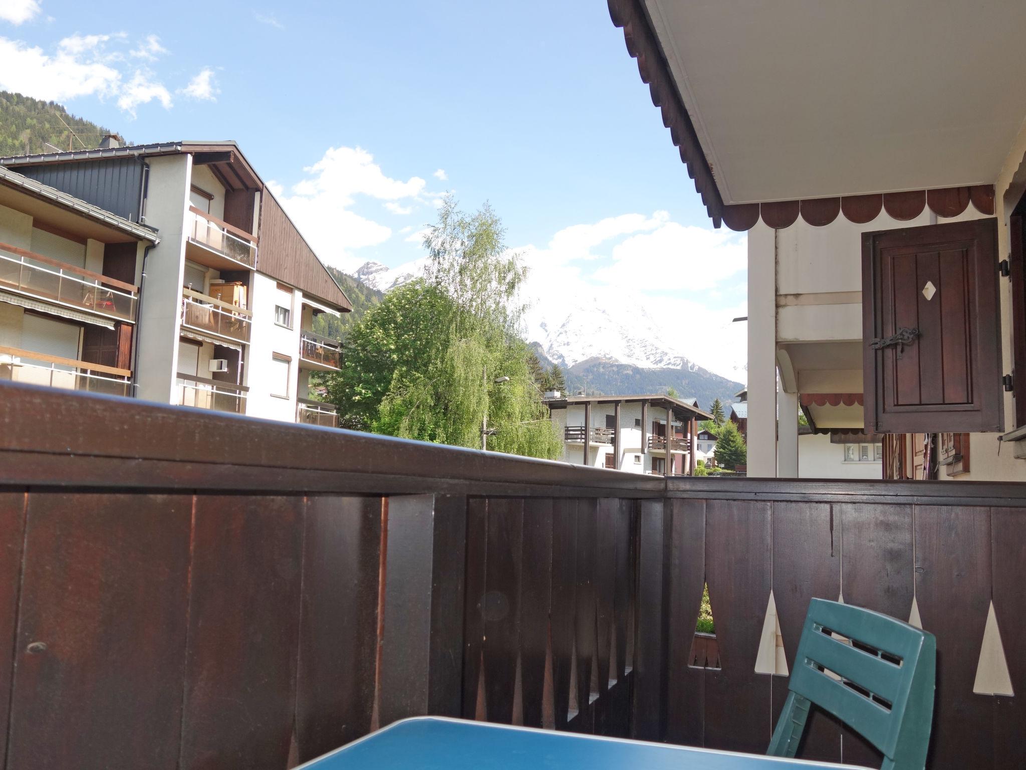 Foto 12 - Apartment mit 1 Schlafzimmer in Saint-Gervais-les-Bains mit blick auf die berge