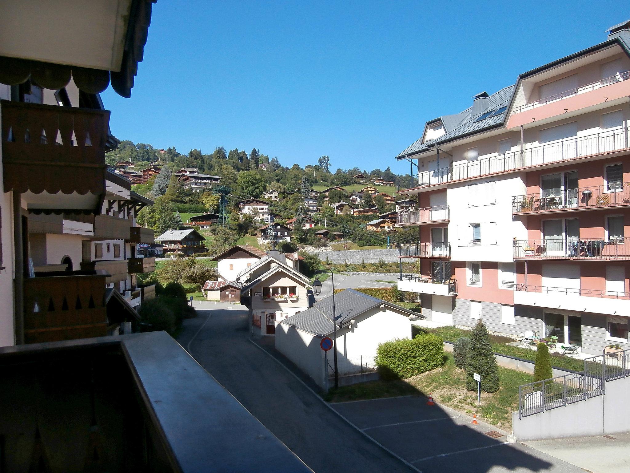 Foto 14 - Apartment mit 1 Schlafzimmer in Saint-Gervais-les-Bains mit blick auf die berge