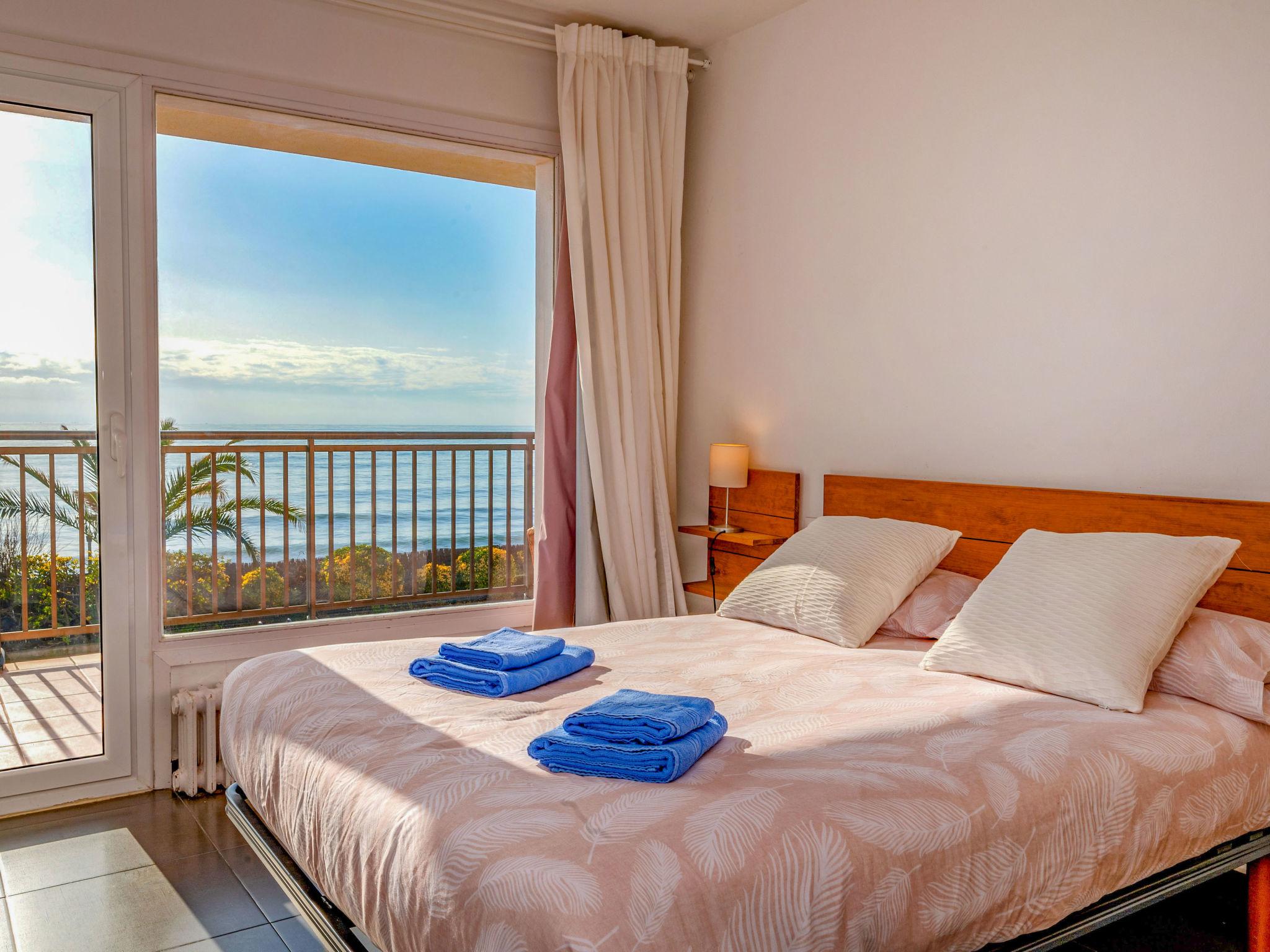 Foto 10 - Apartamento de 3 habitaciones en Sant Andreu de Llavaneres con piscina y vistas al mar