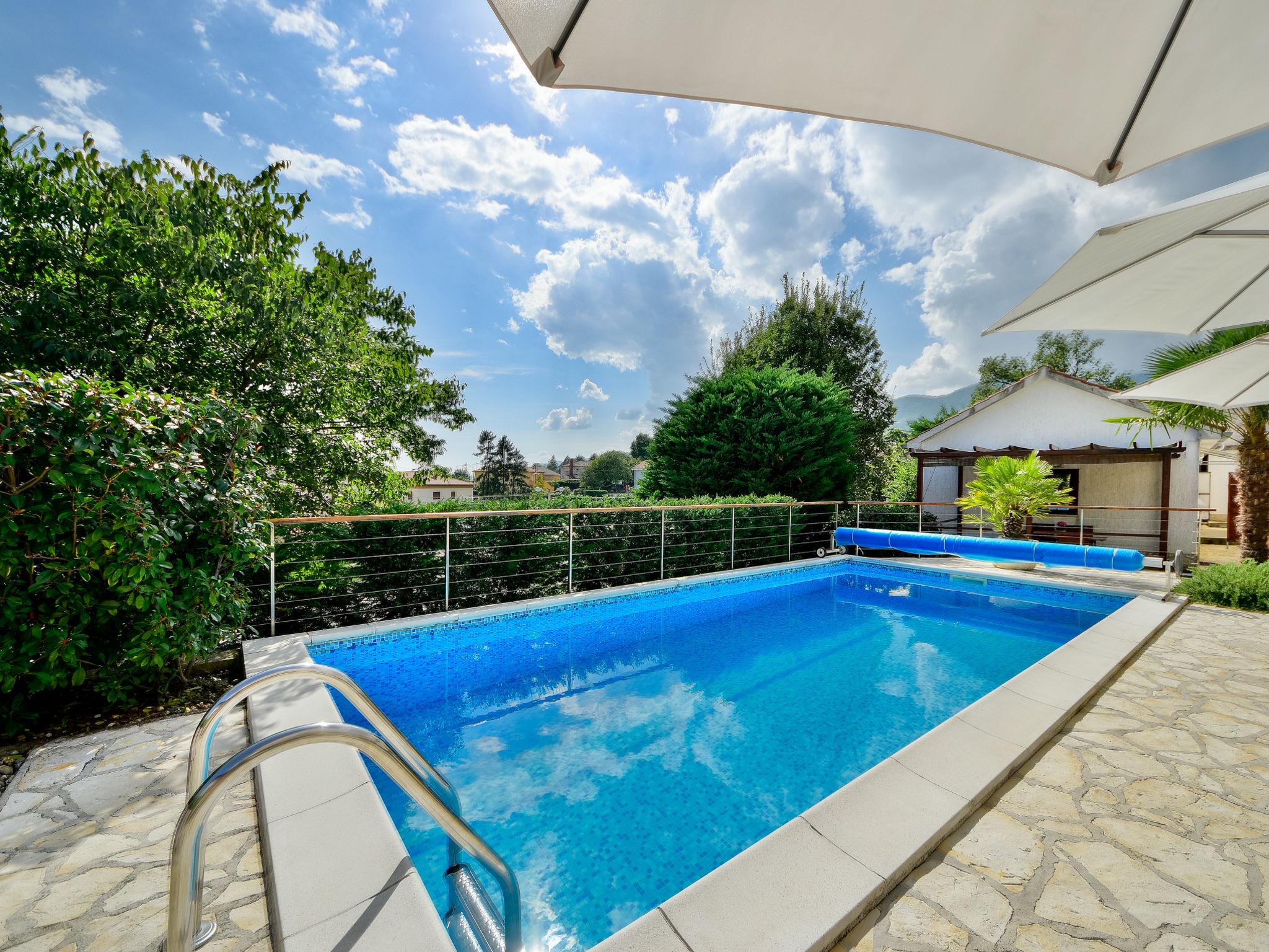 Foto 4 - Casa de 1 habitación en Matulji con piscina y vistas al mar