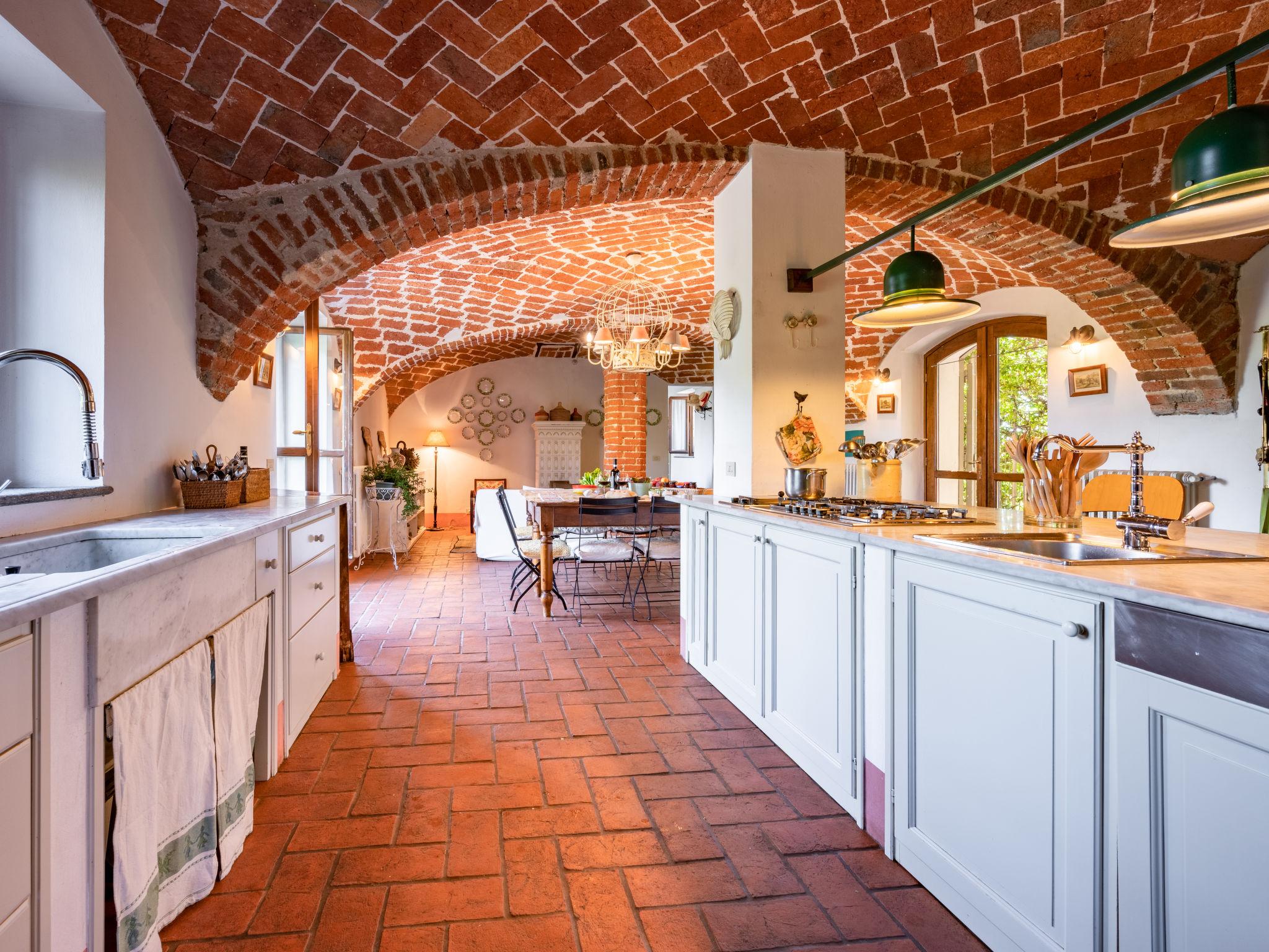 Photo 5 - Maison de 5 chambres à Soglio avec piscine privée et jardin