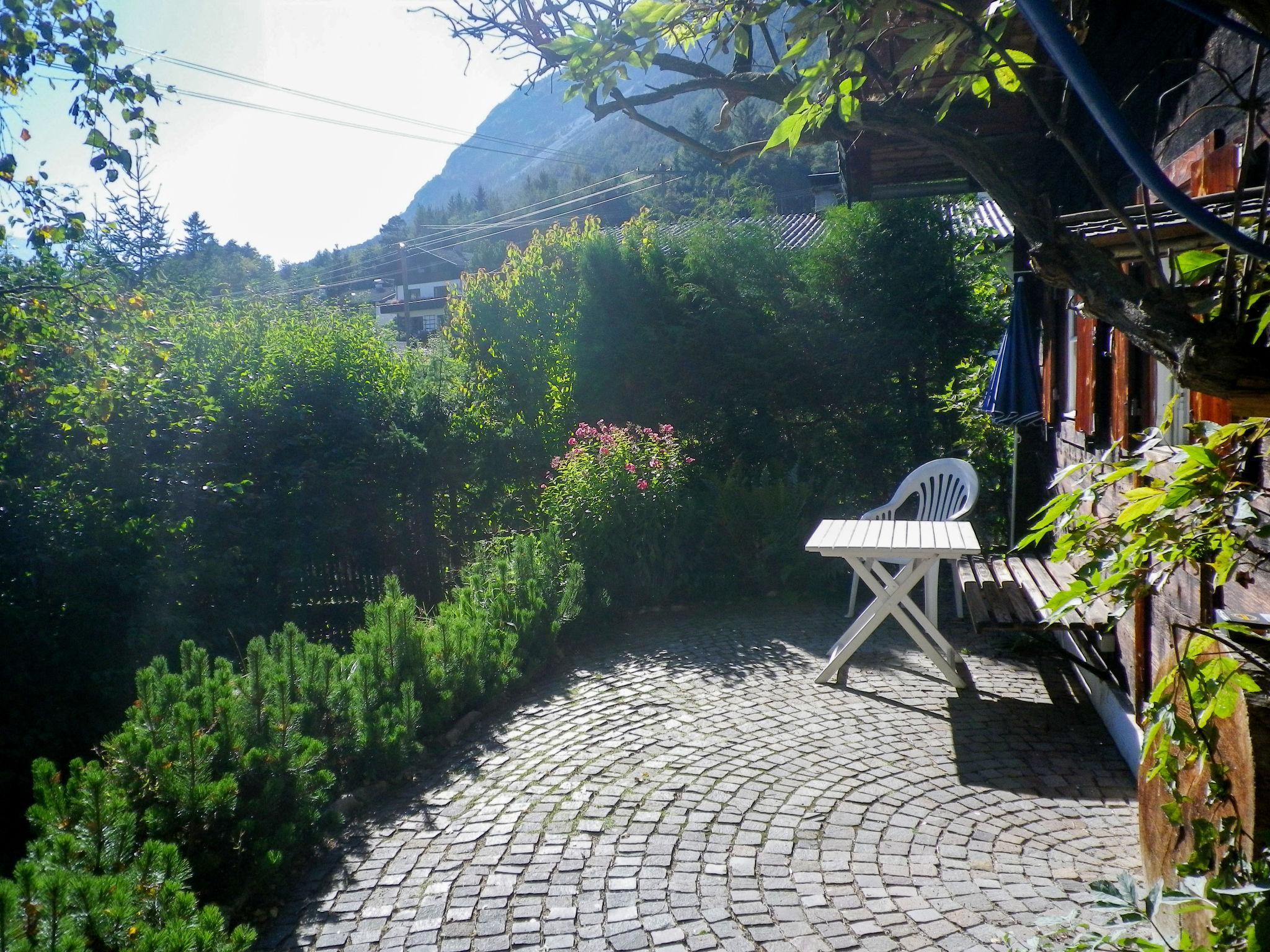 Foto 2 - Haus mit 1 Schlafzimmer in Trins mit garten und blick auf die berge