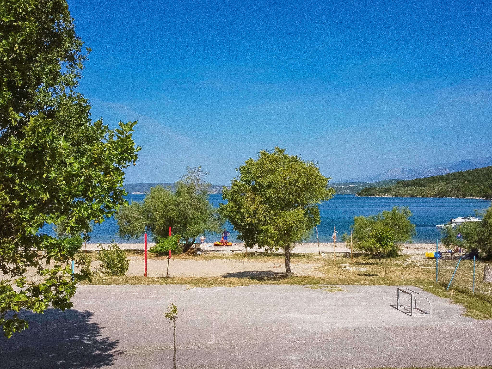 Photo 28 - Maison de 5 chambres à Obrovac avec terrasse et vues à la mer