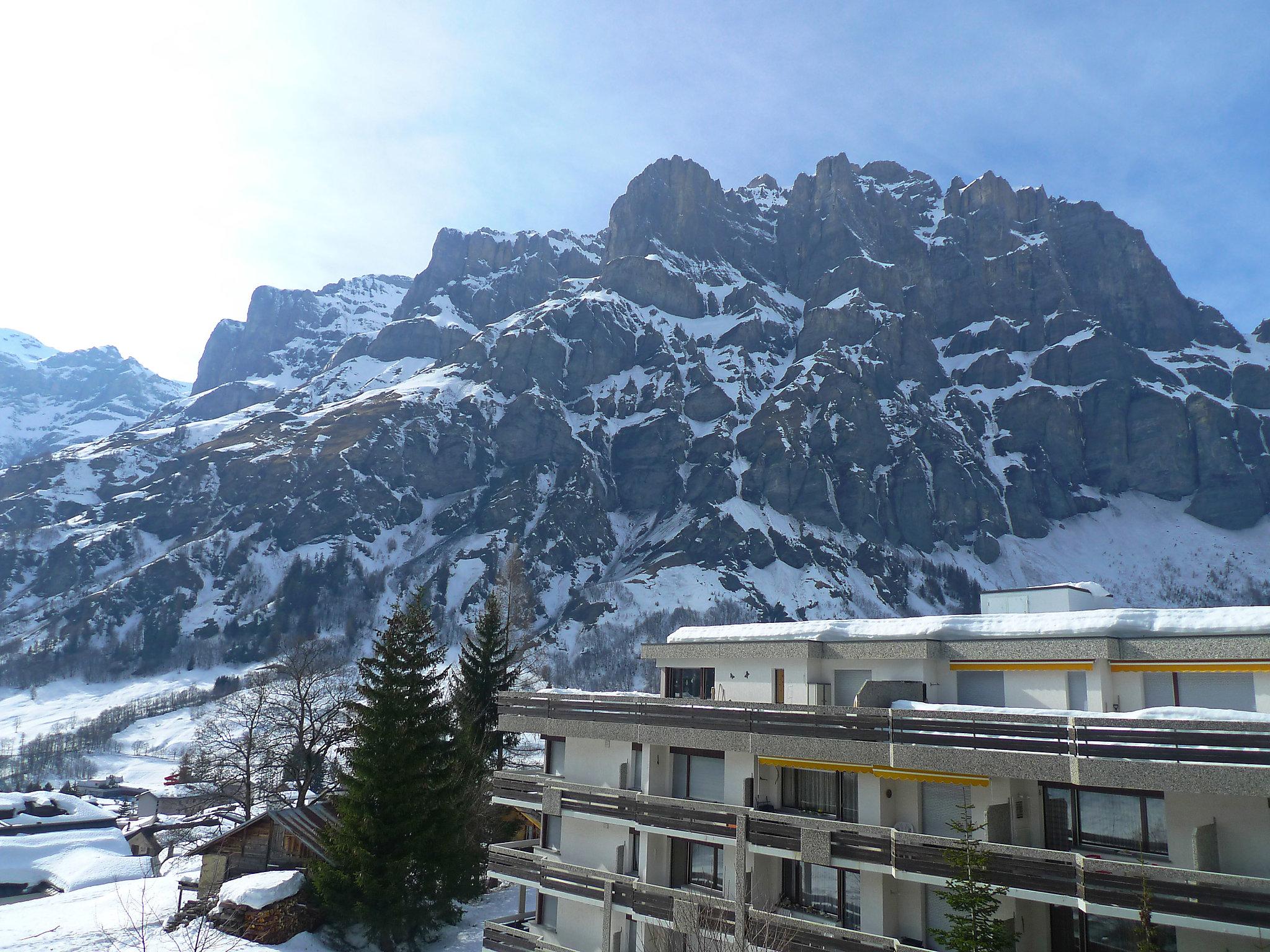 Foto 15 - Apartamento de 1 habitación en Leukerbad con vistas a la montaña