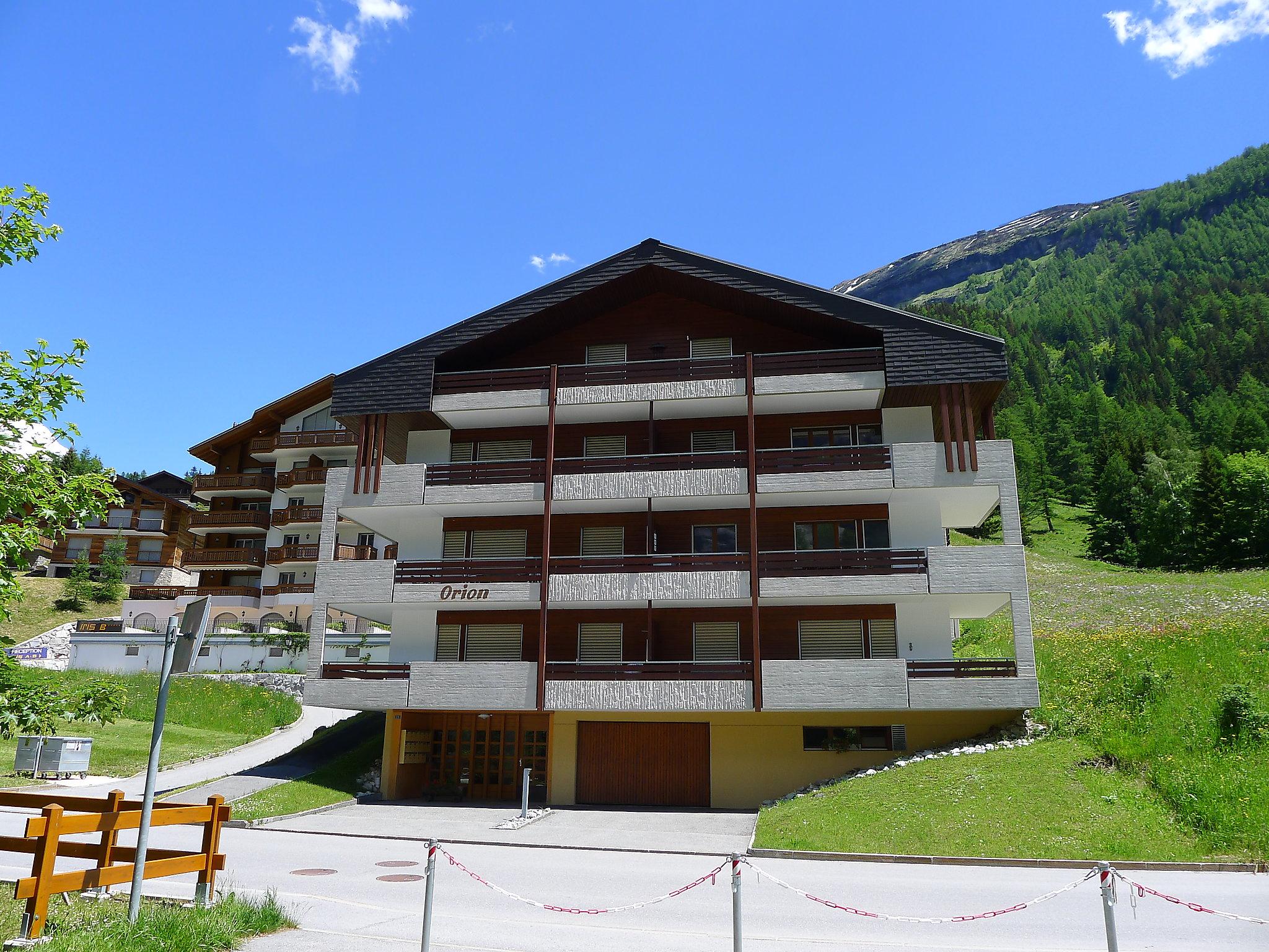 Photo 18 - 1 bedroom Apartment in Leukerbad with mountain view