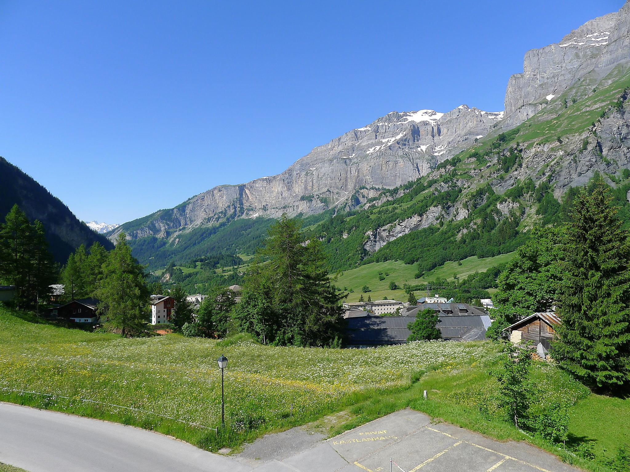 Foto 5 - Apartamento de 1 quarto em Leukerbad com vista para a montanha