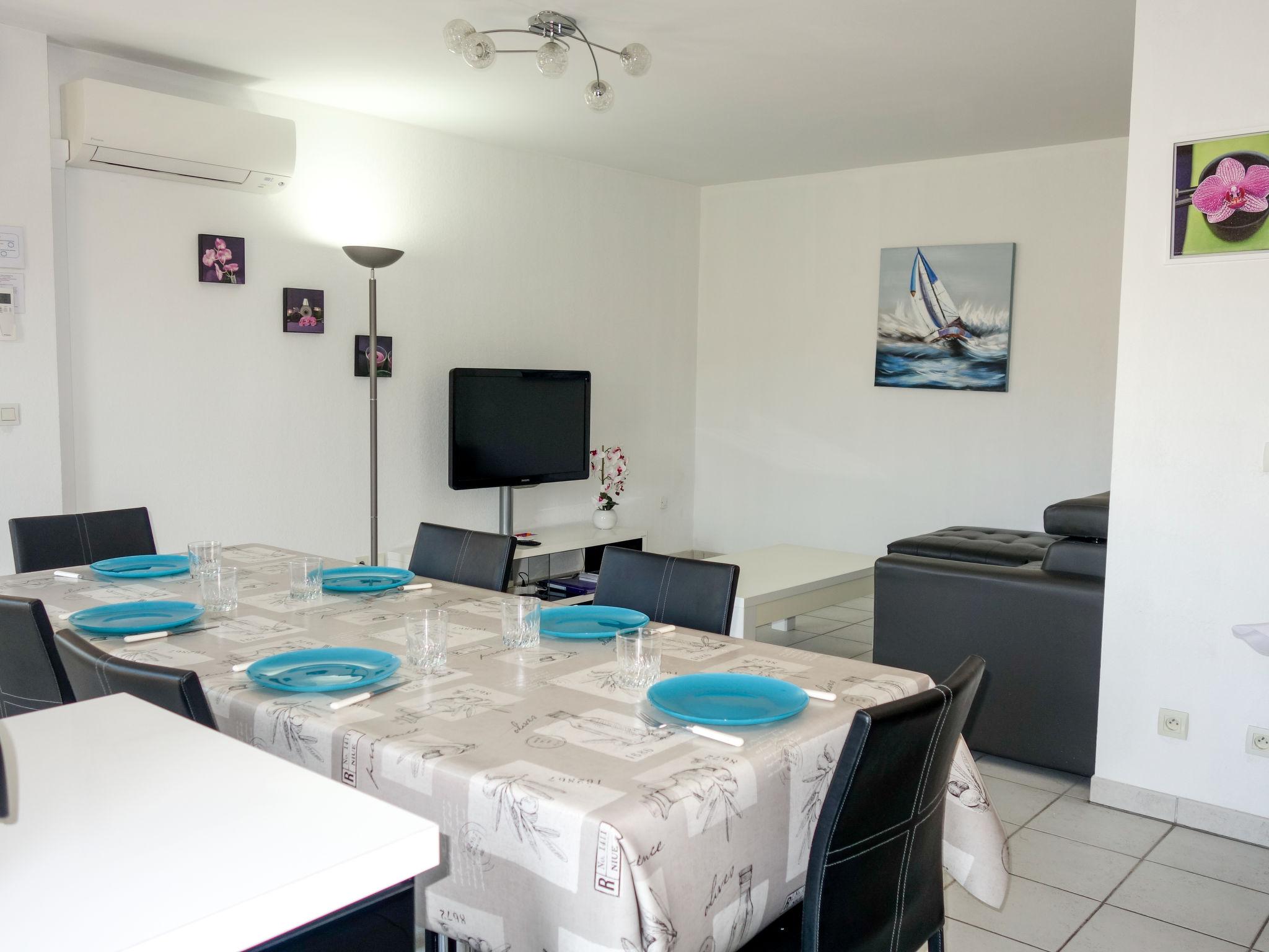 Foto 8 - Apartamento de 2 quartos em La Ciotat com terraço e vistas do mar