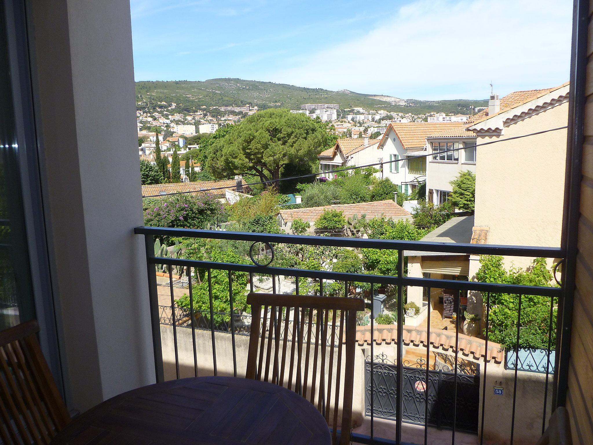 Photo 15 - Appartement de 2 chambres à La Ciotat avec terrasse et vues à la mer