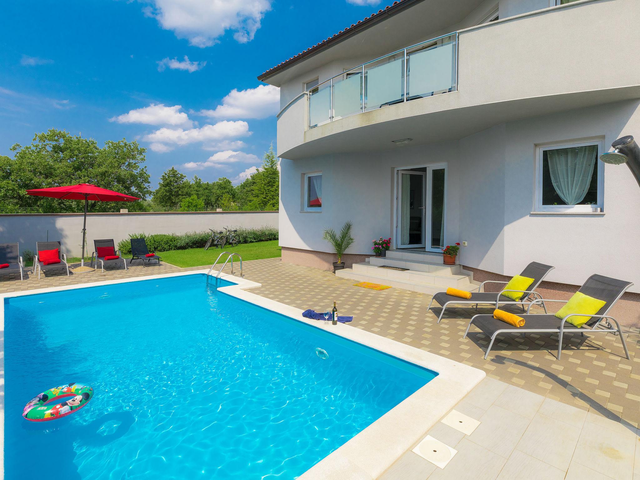 Foto 1 - Casa de 4 habitaciones en Vodnjan con piscina privada y vistas al mar