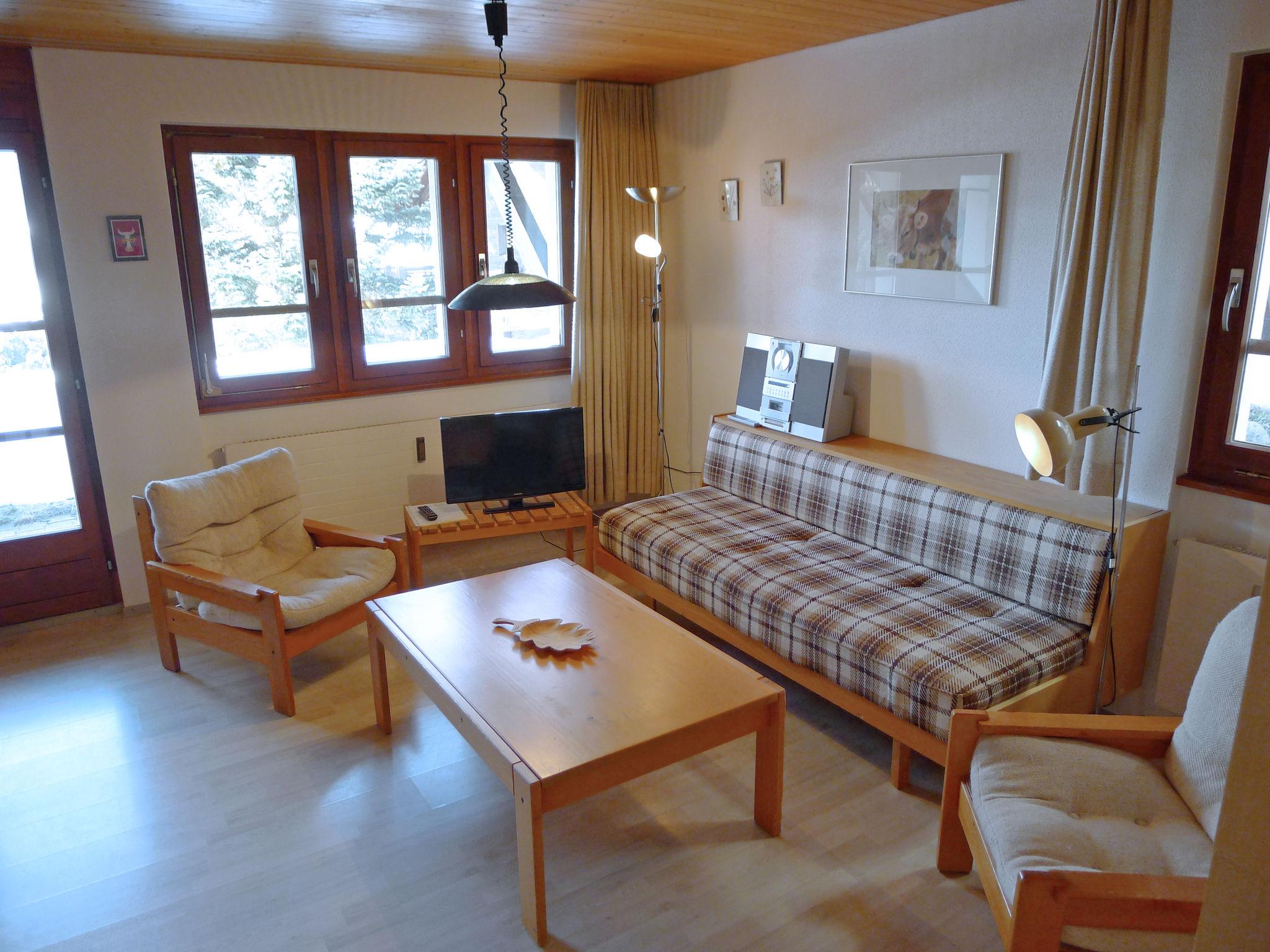 Photo 6 - 1 bedroom Apartment in Ernen with garden and mountain view