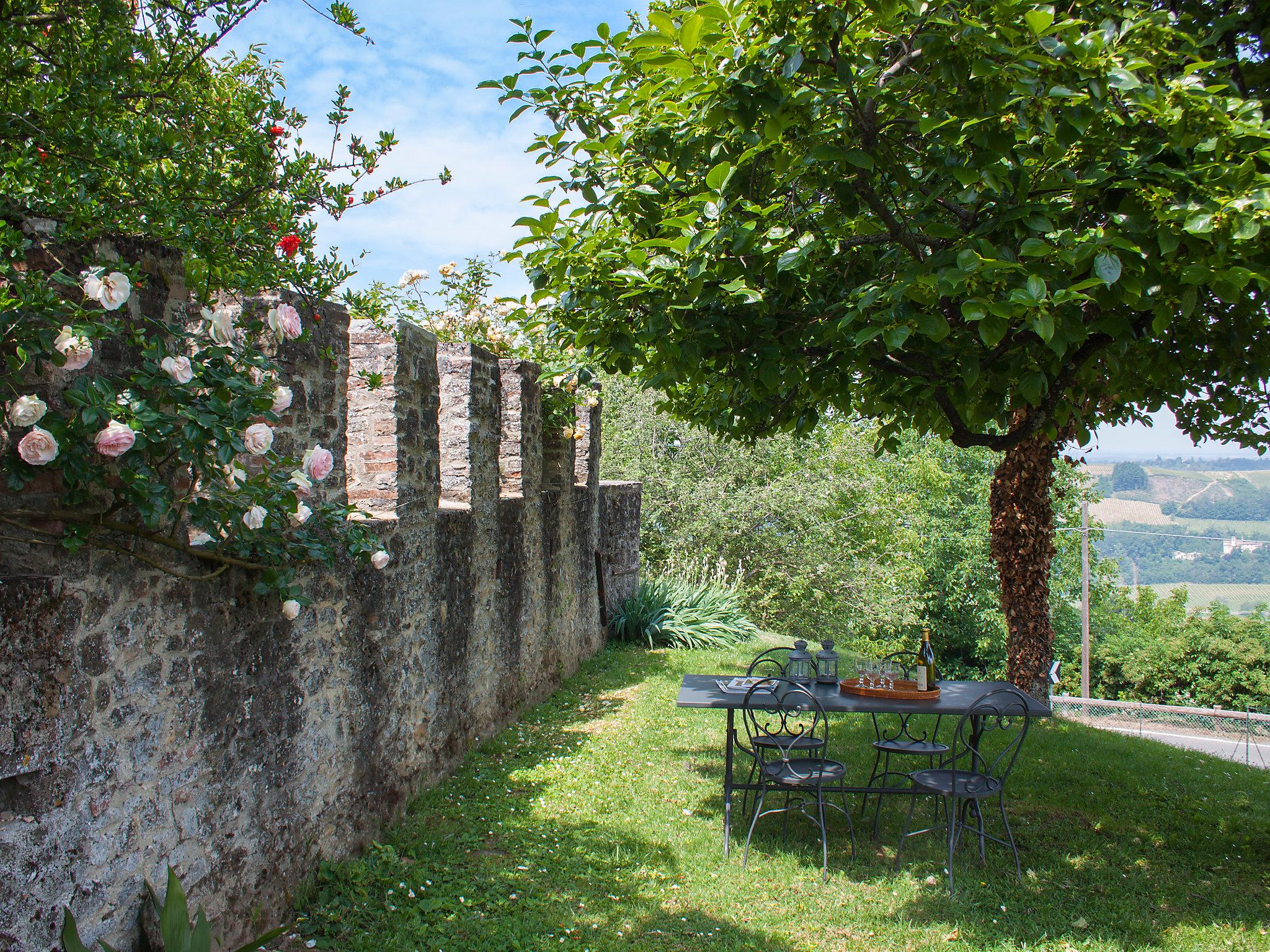 Photo 25 - 1 bedroom Apartment in Carpaneto Piacentino with garden