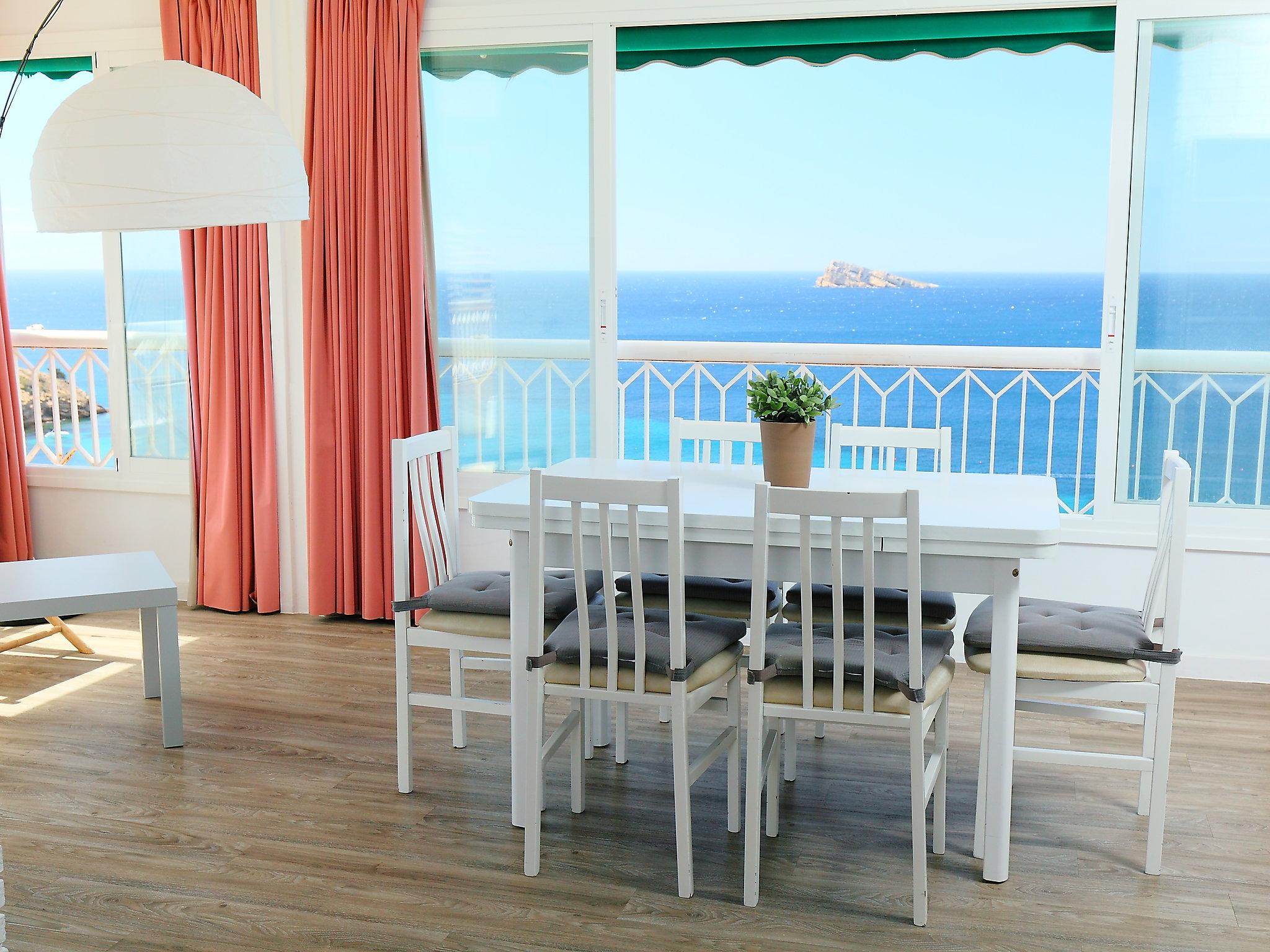 Photo 6 - 3 bedroom Apartment in Benidorm with swimming pool and sea view