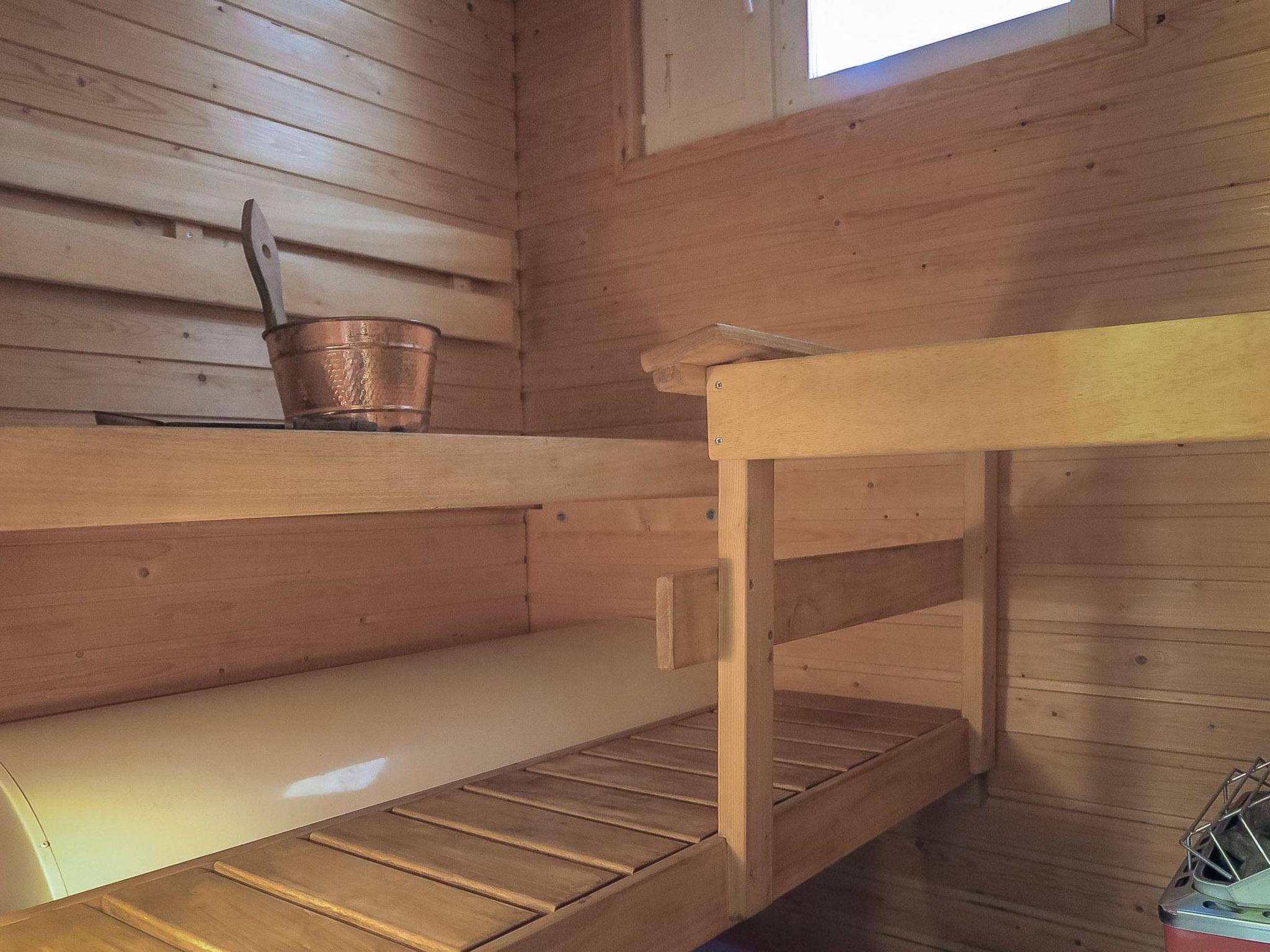 Foto 4 - Casa de 1 quarto em Inari com sauna e vista para a montanha