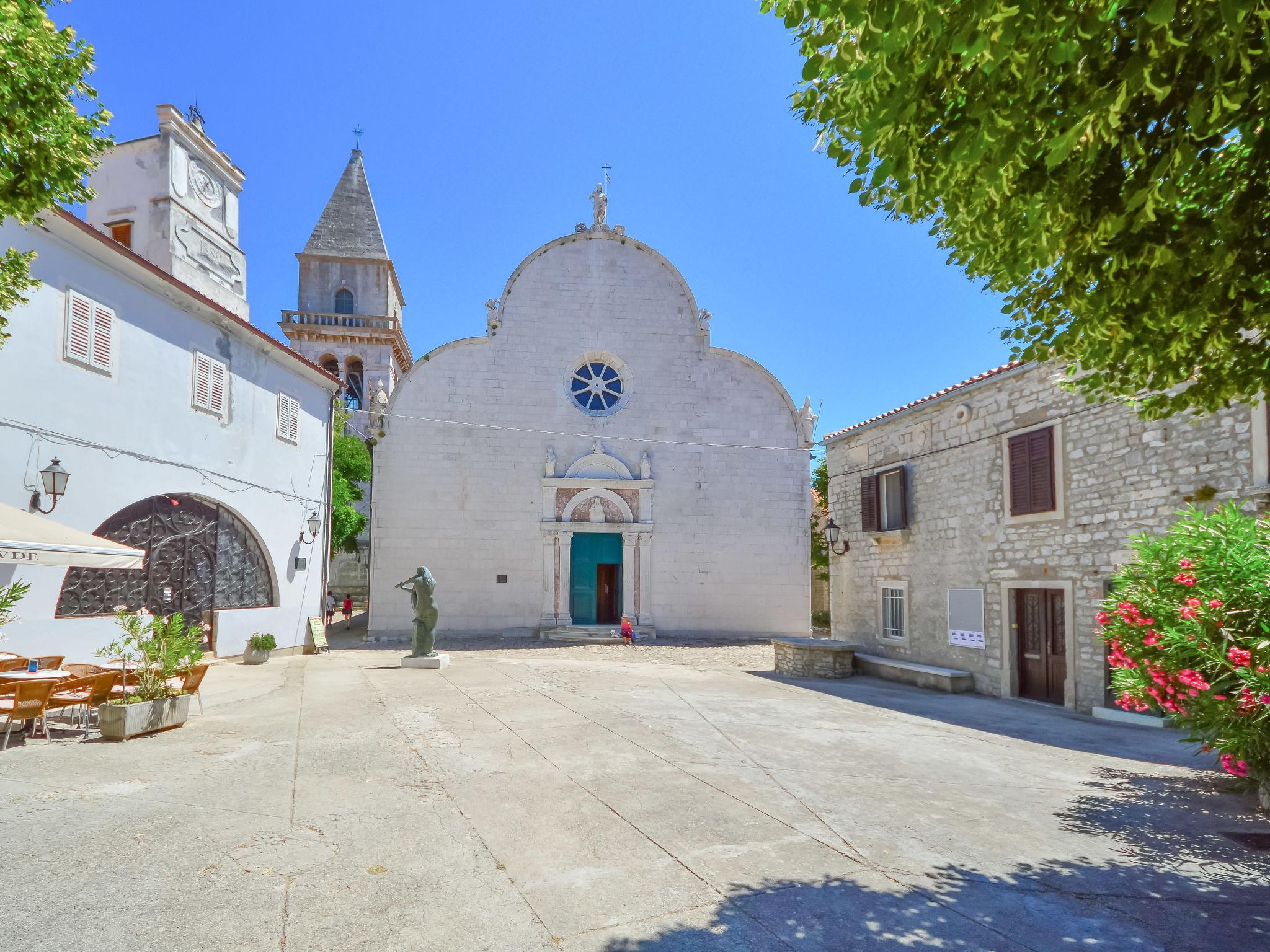 Foto 17 - Casa con 2 camere da letto a Mali Lošinj con giardino e terrazza