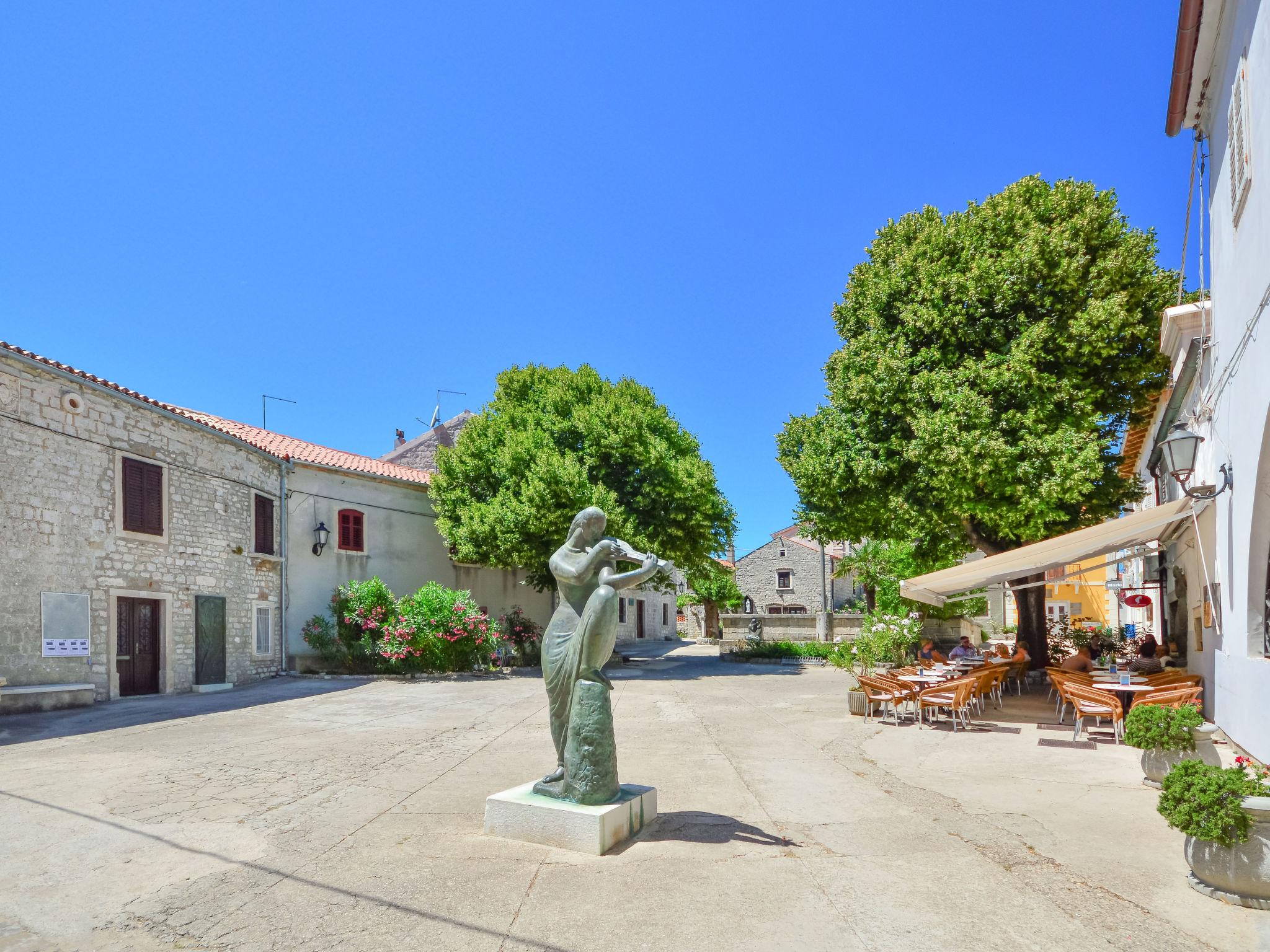 Photo 20 - Maison de 2 chambres à Mali Lošinj avec terrasse et vues à la mer