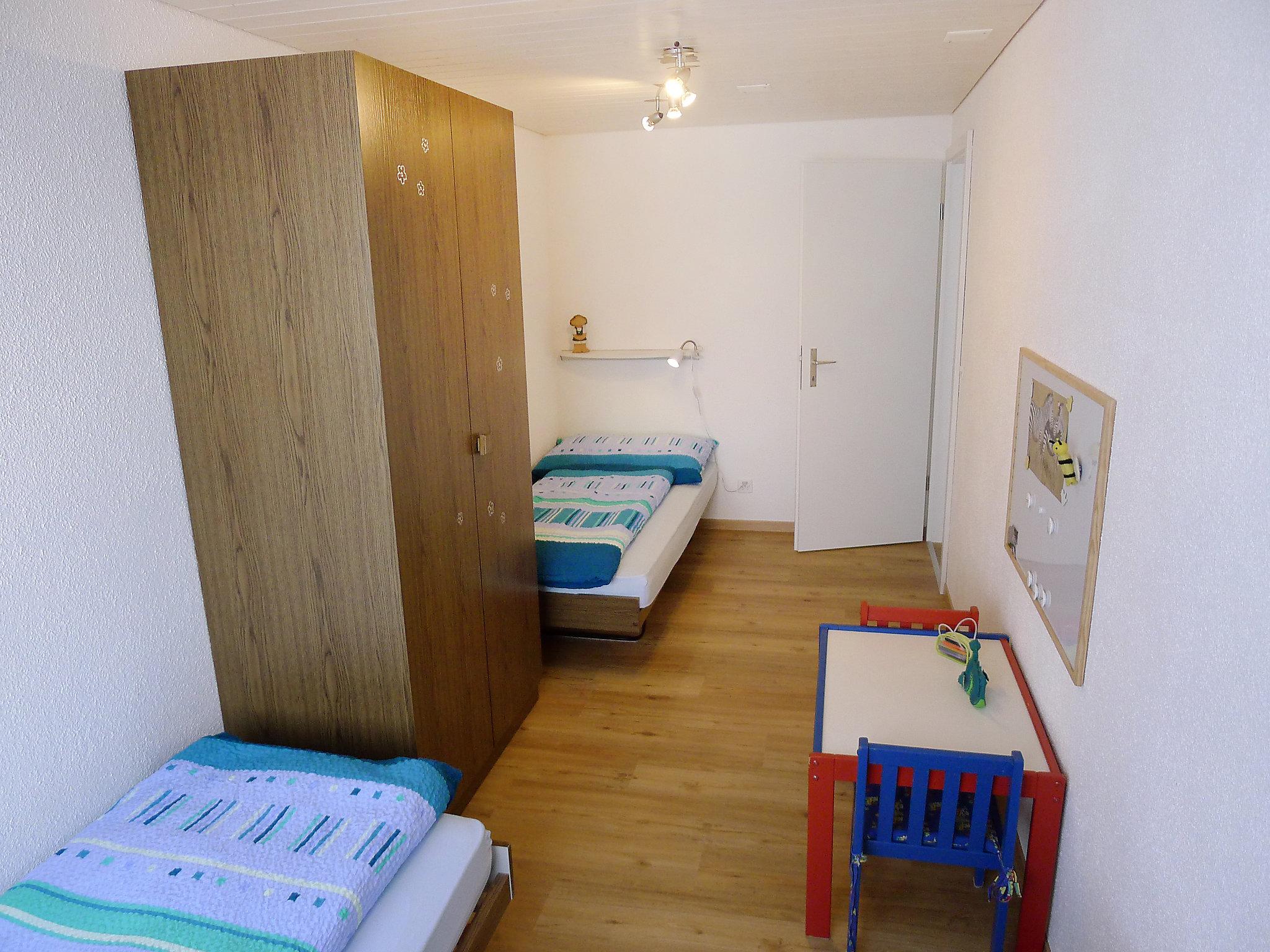 Foto 12 - Apartamento de 3 quartos em Emmetten com jardim