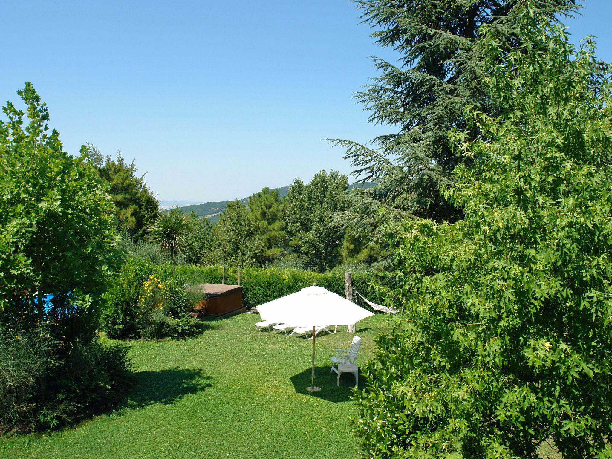 Foto 27 - Casa con 3 camere da letto a Gambassi Terme con piscina privata e giardino