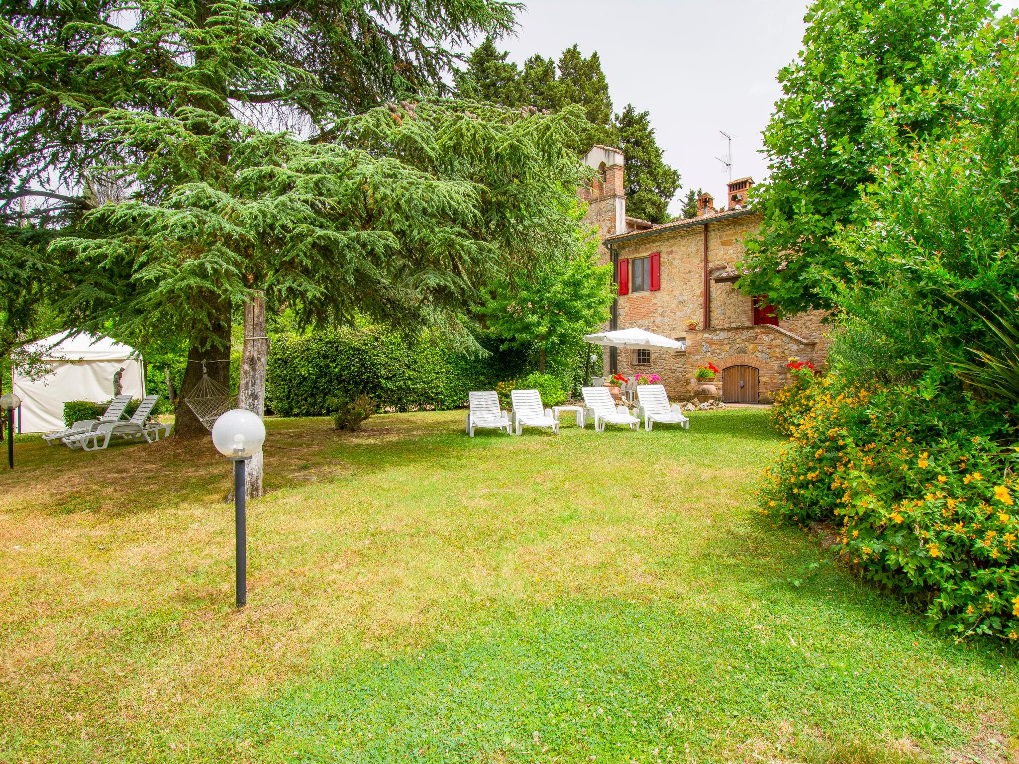 Foto 29 - Casa de 3 quartos em Gambassi Terme com piscina privada e jardim