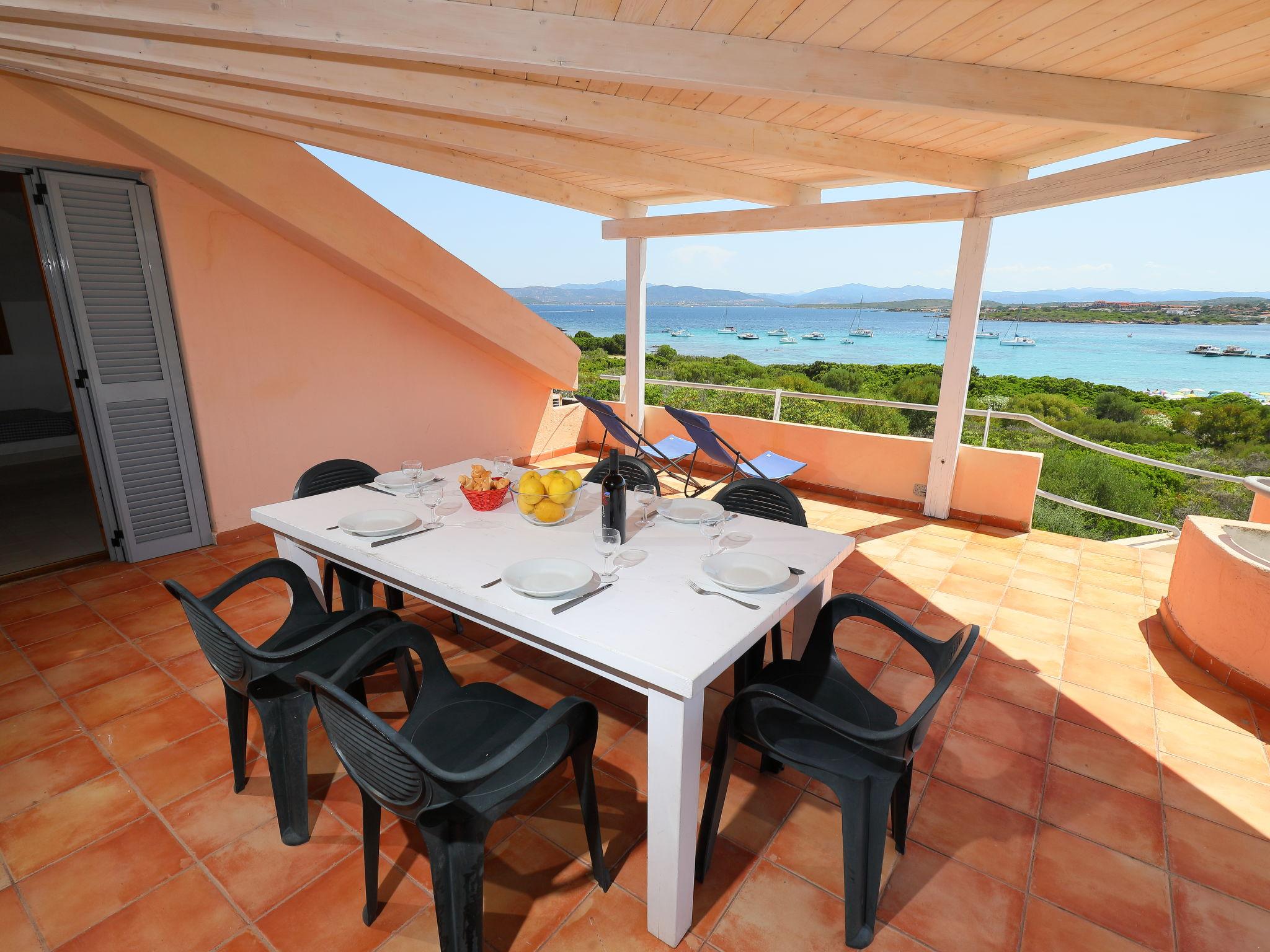 Photo 14 - 2 bedroom Apartment in Golfo Aranci with garden and terrace