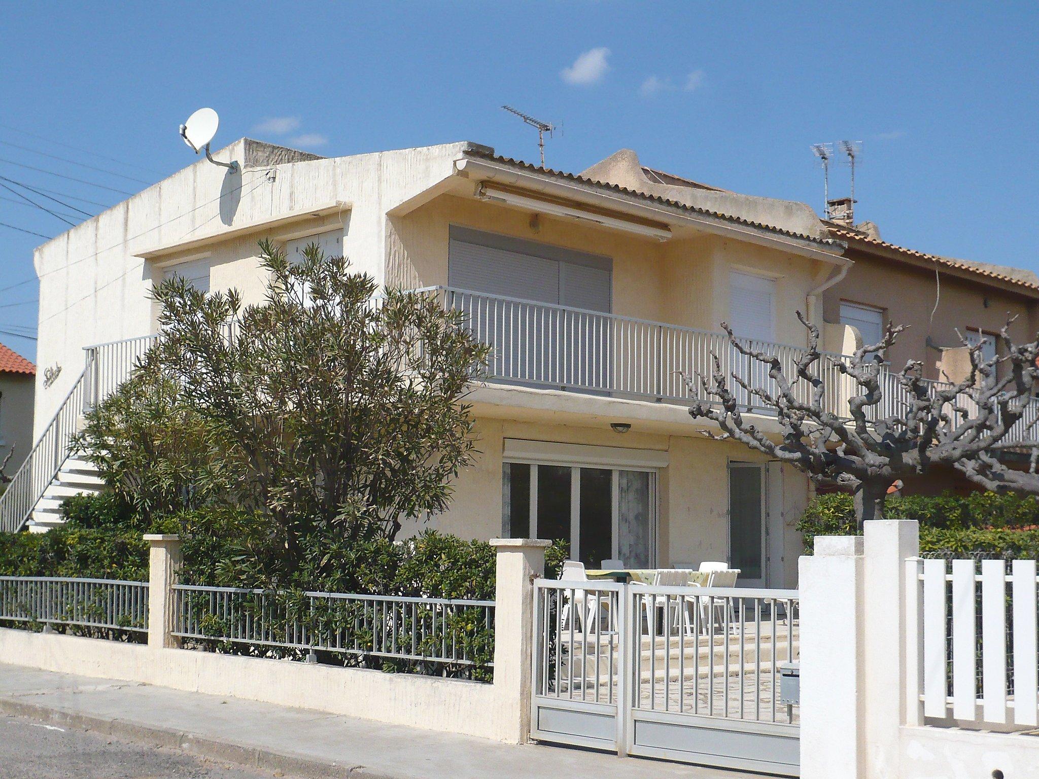 Photo 24 - 3 bedroom Apartment in Narbonne with garden and terrace