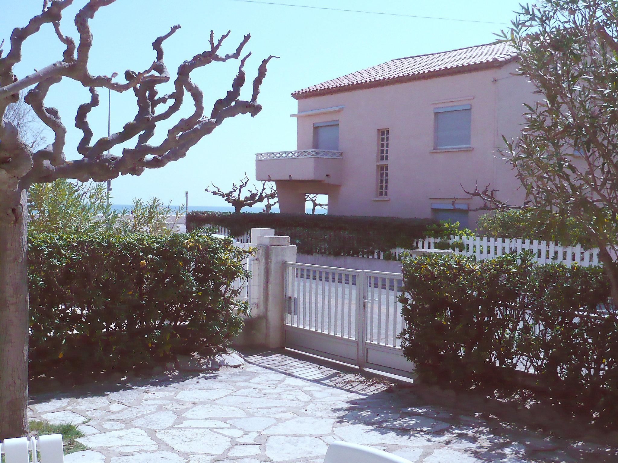 Photo 25 - Appartement de 3 chambres à Narbonne avec jardin et vues à la mer