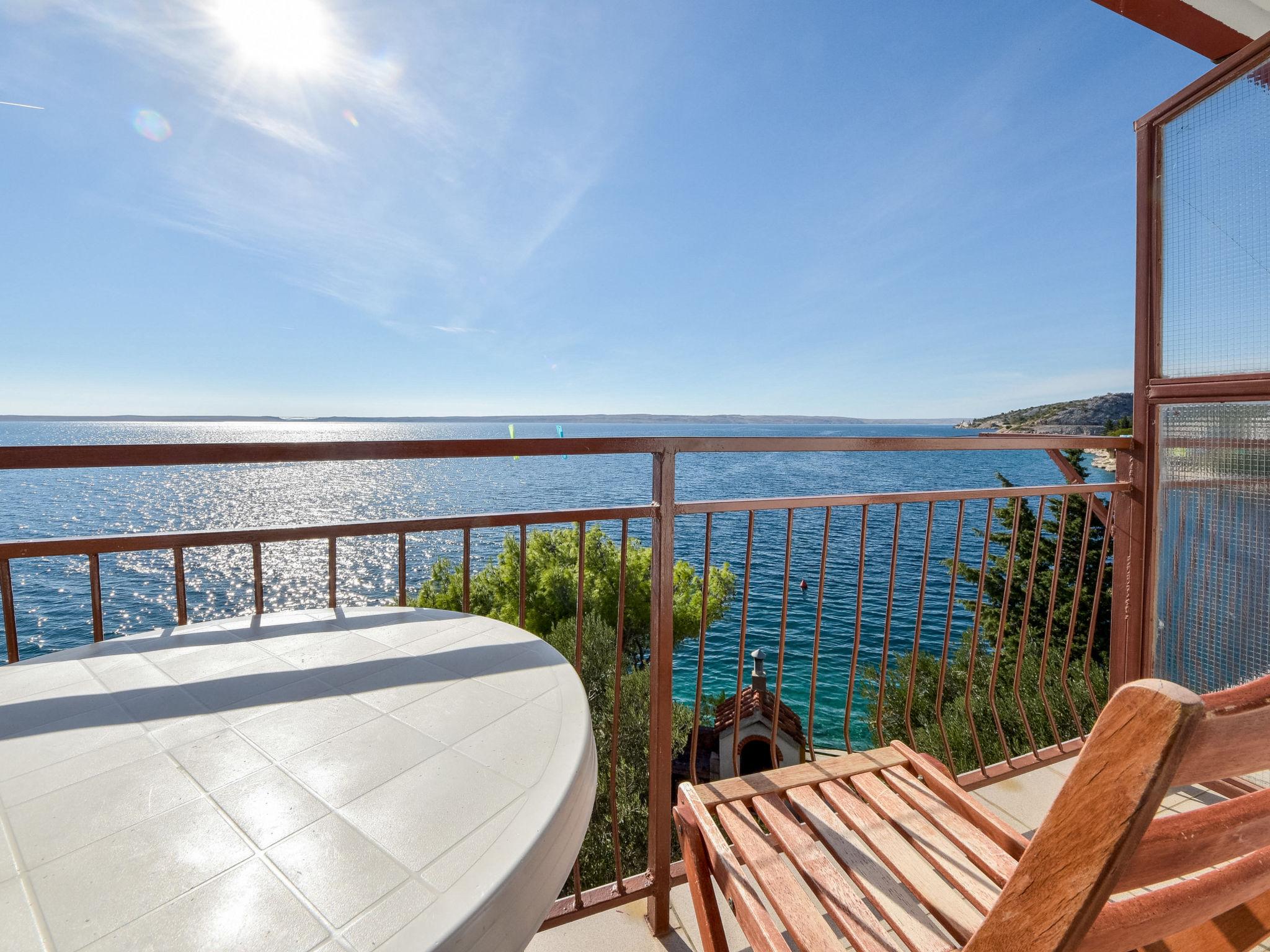 Foto 1 - Appartamento con 1 camera da letto a Starigrad con terrazza e vista mare