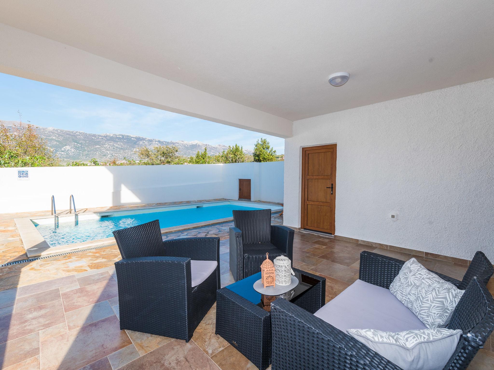 Photo 37 - 4 bedroom House in Jasenice with private pool and sea view