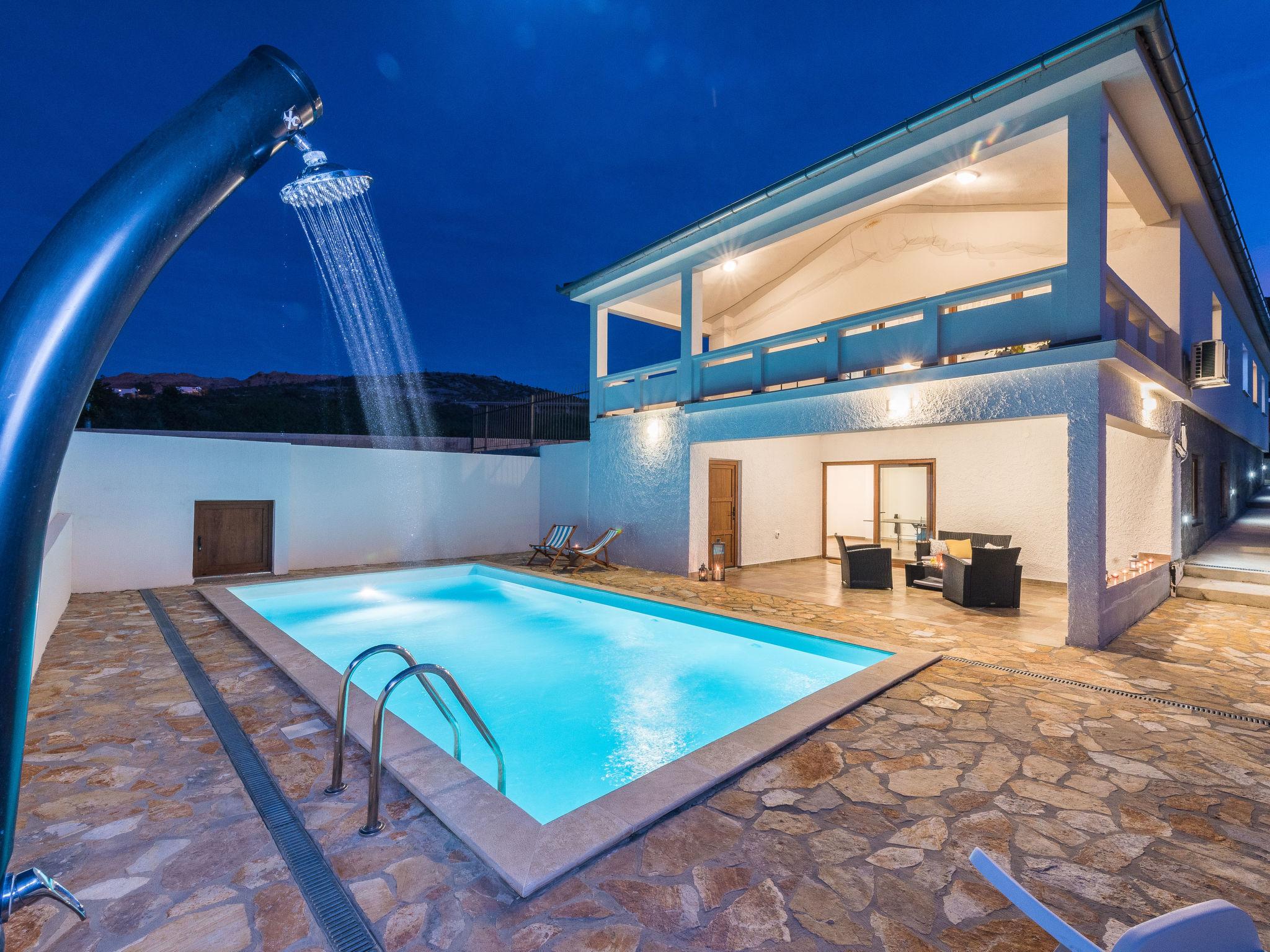 Foto 46 - Casa con 4 camere da letto a Jasenice con piscina privata e vista mare